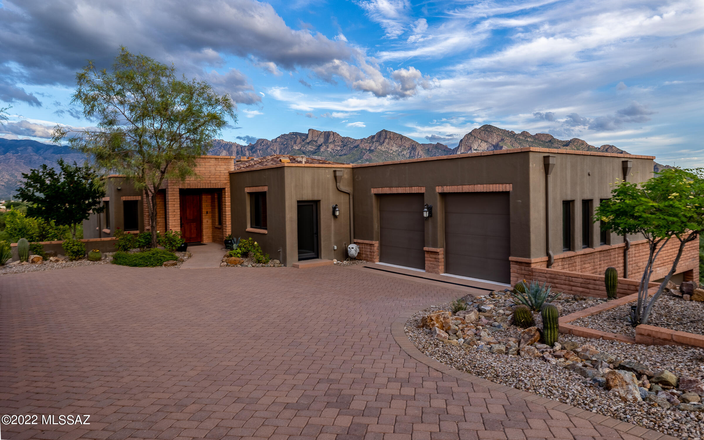 Monte Del Oro (1-187) - Residential