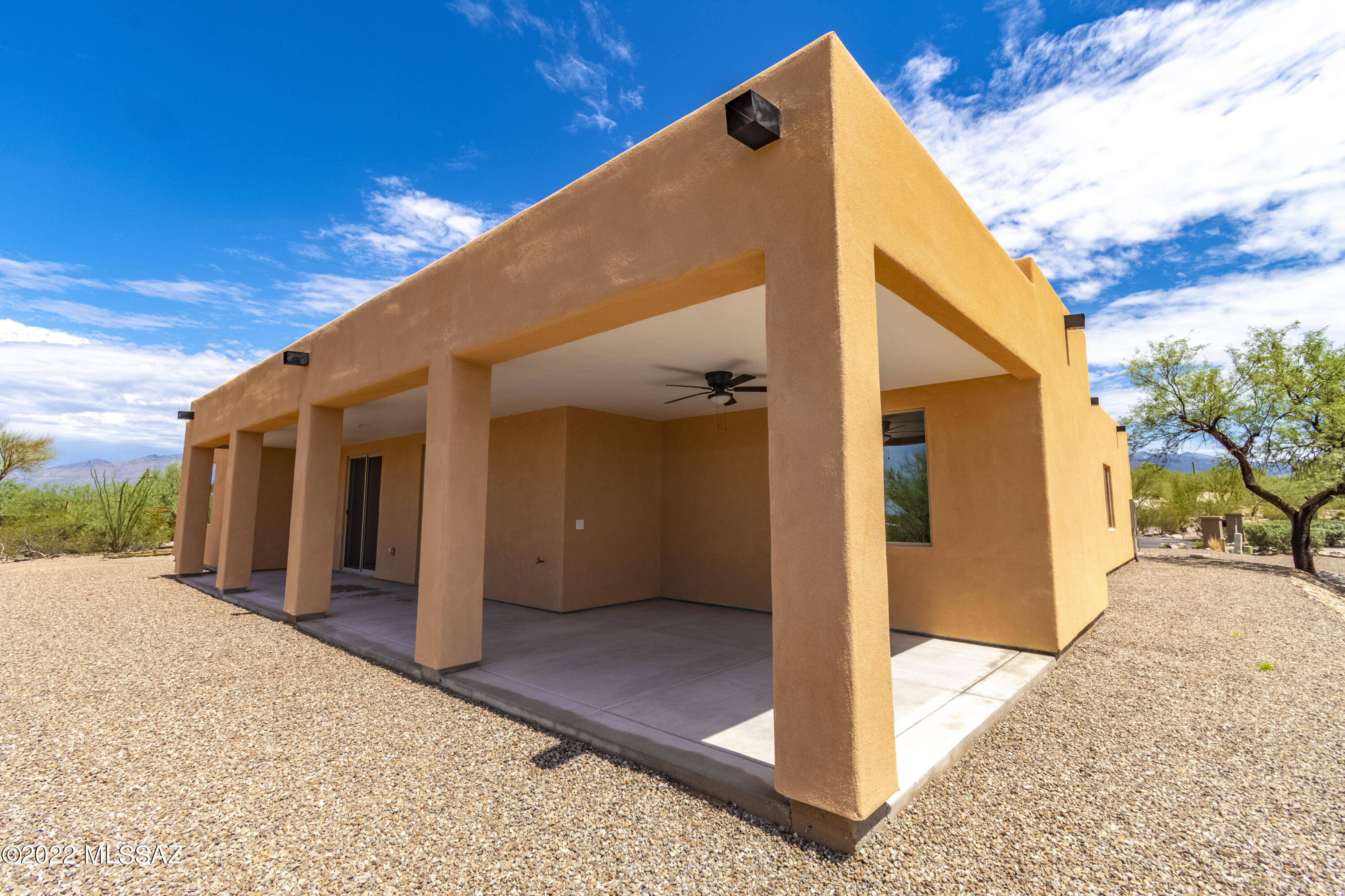 Hacienda De Tanque Verde (1-12) - Residential