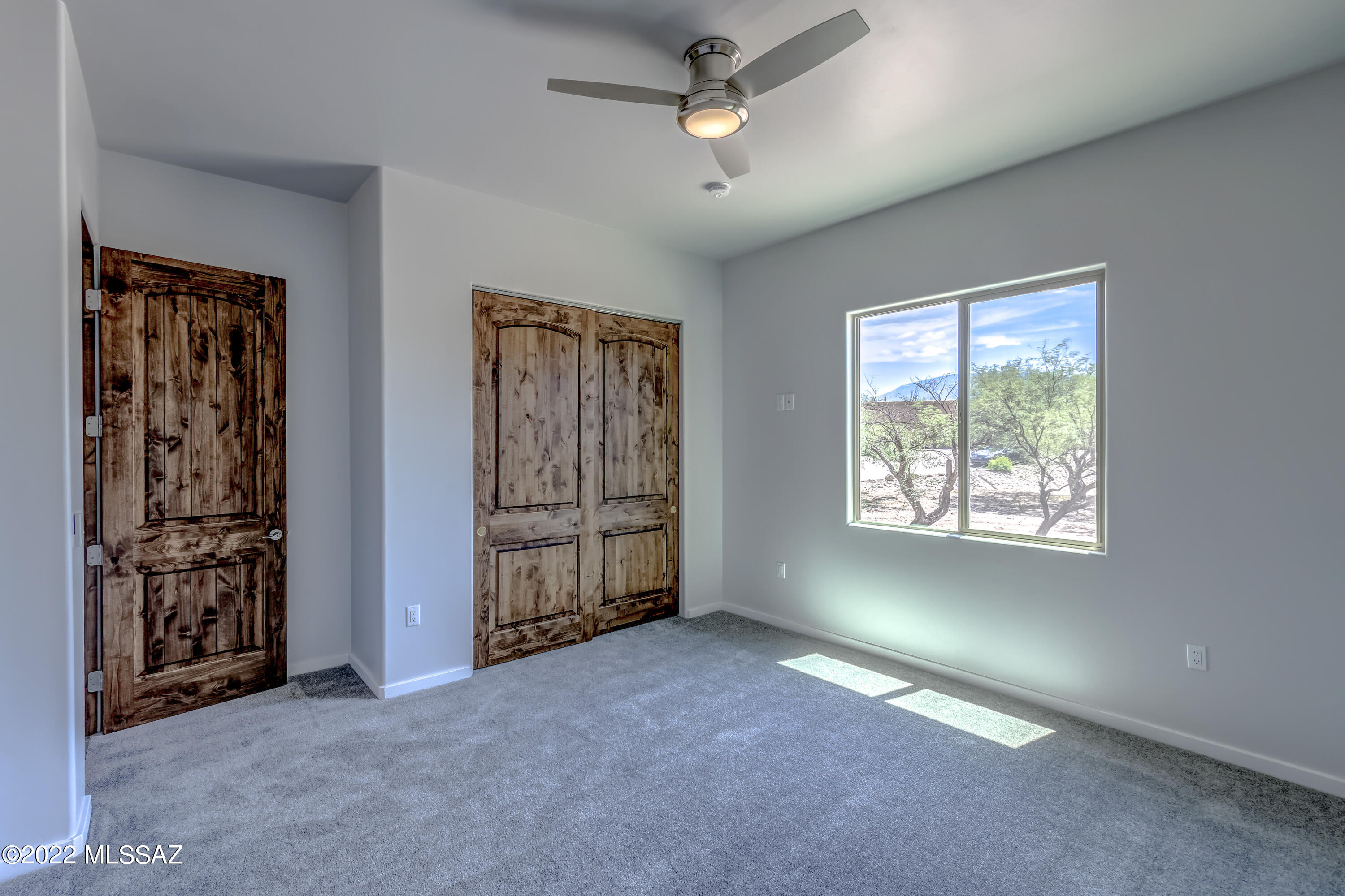 Hacienda De Tanque Verde (1-12) - Residential