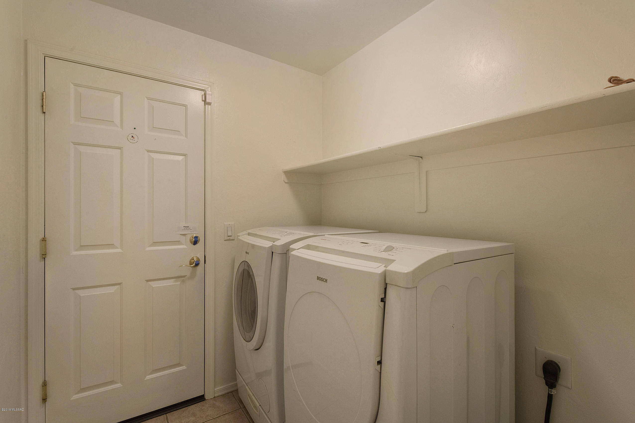 Continental Reserve Blk. 16B (1-86) - Residential