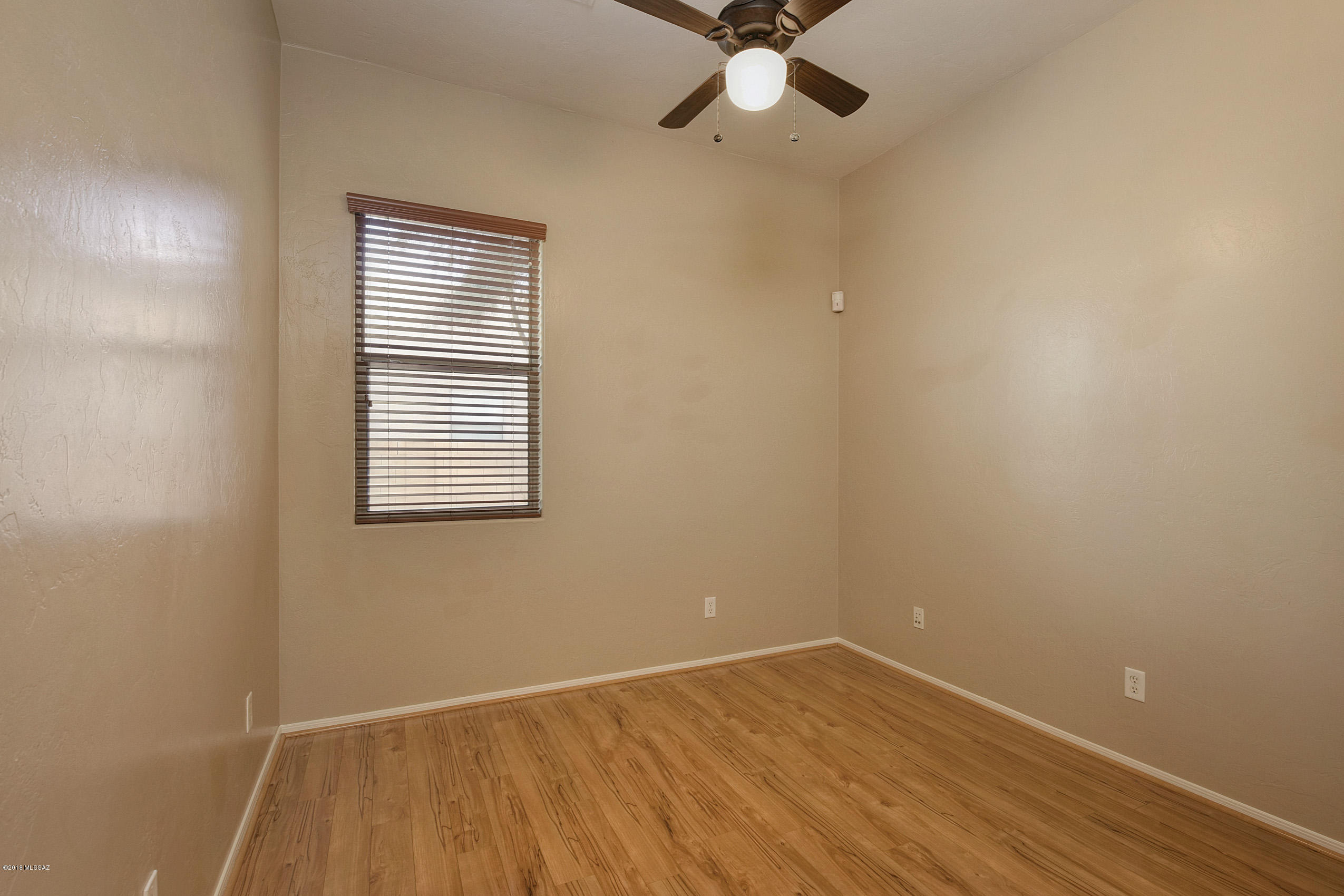 Continental Reserve Blk. 16B (1-86) - Residential