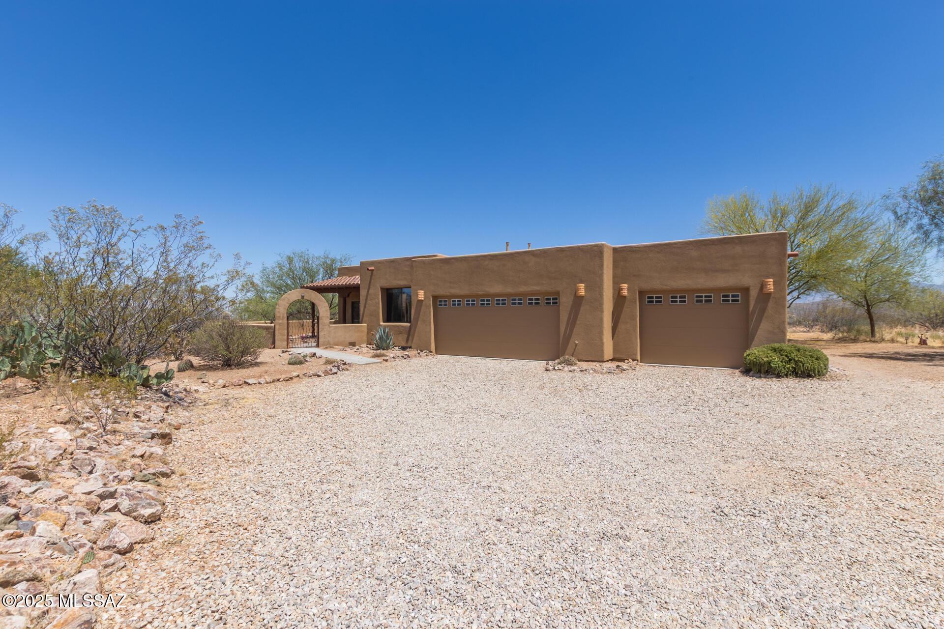 14421 E Lochel Canyon Trail