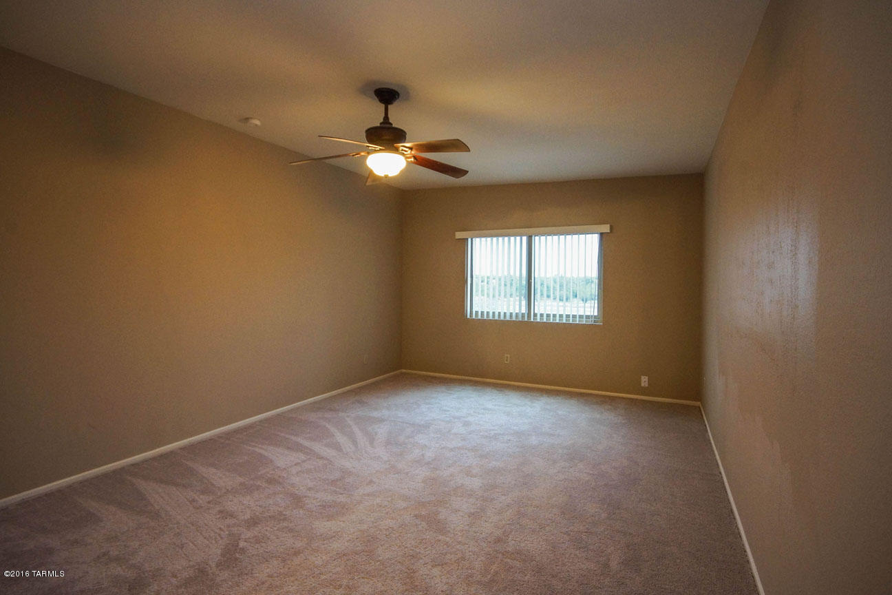 Pantano Townhomes II (1-92) - Residential Lease