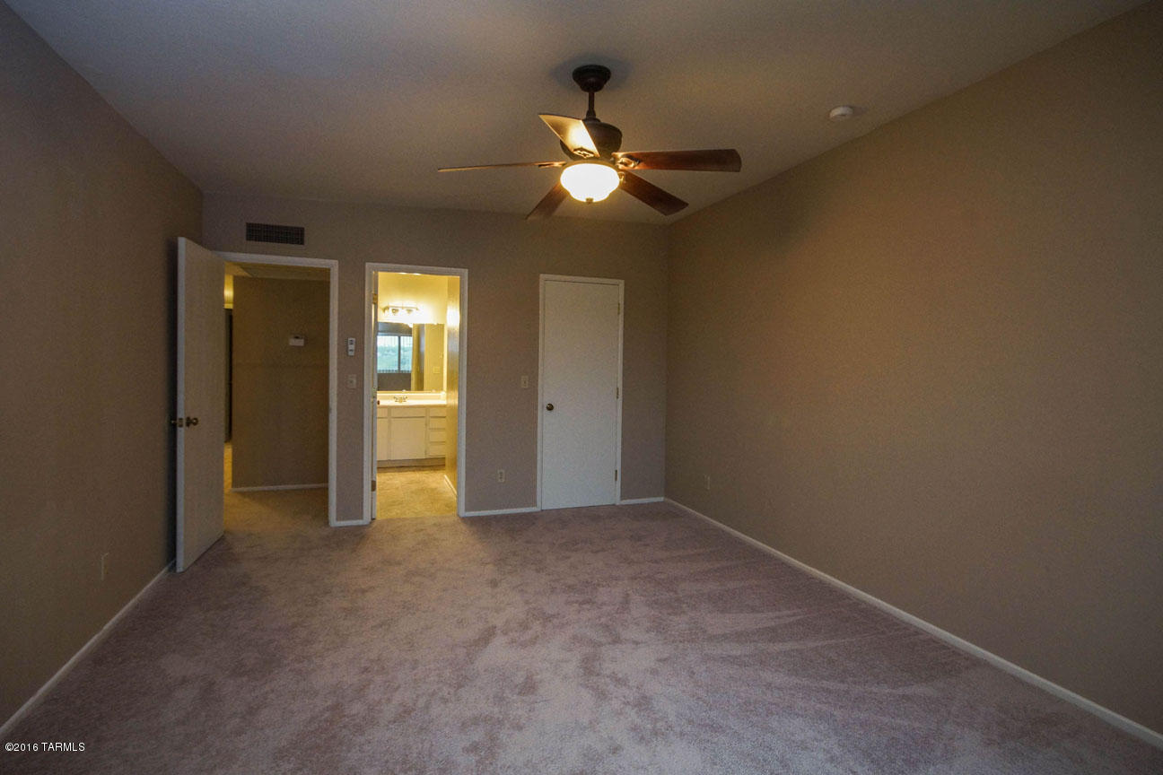 Pantano Townhomes II (1-92) - Residential Lease
