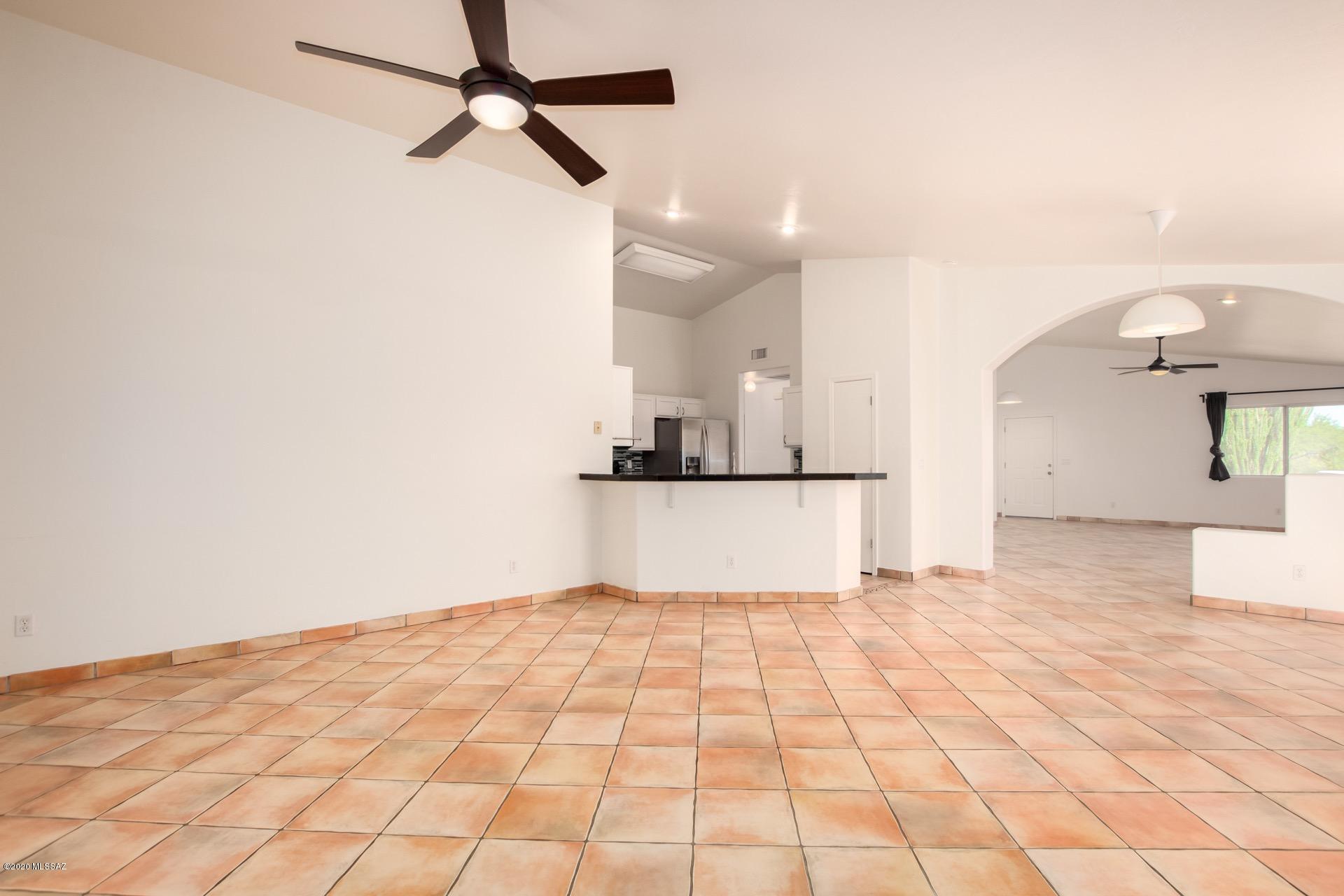 Campana De Plata II (78 - 167) - Residential