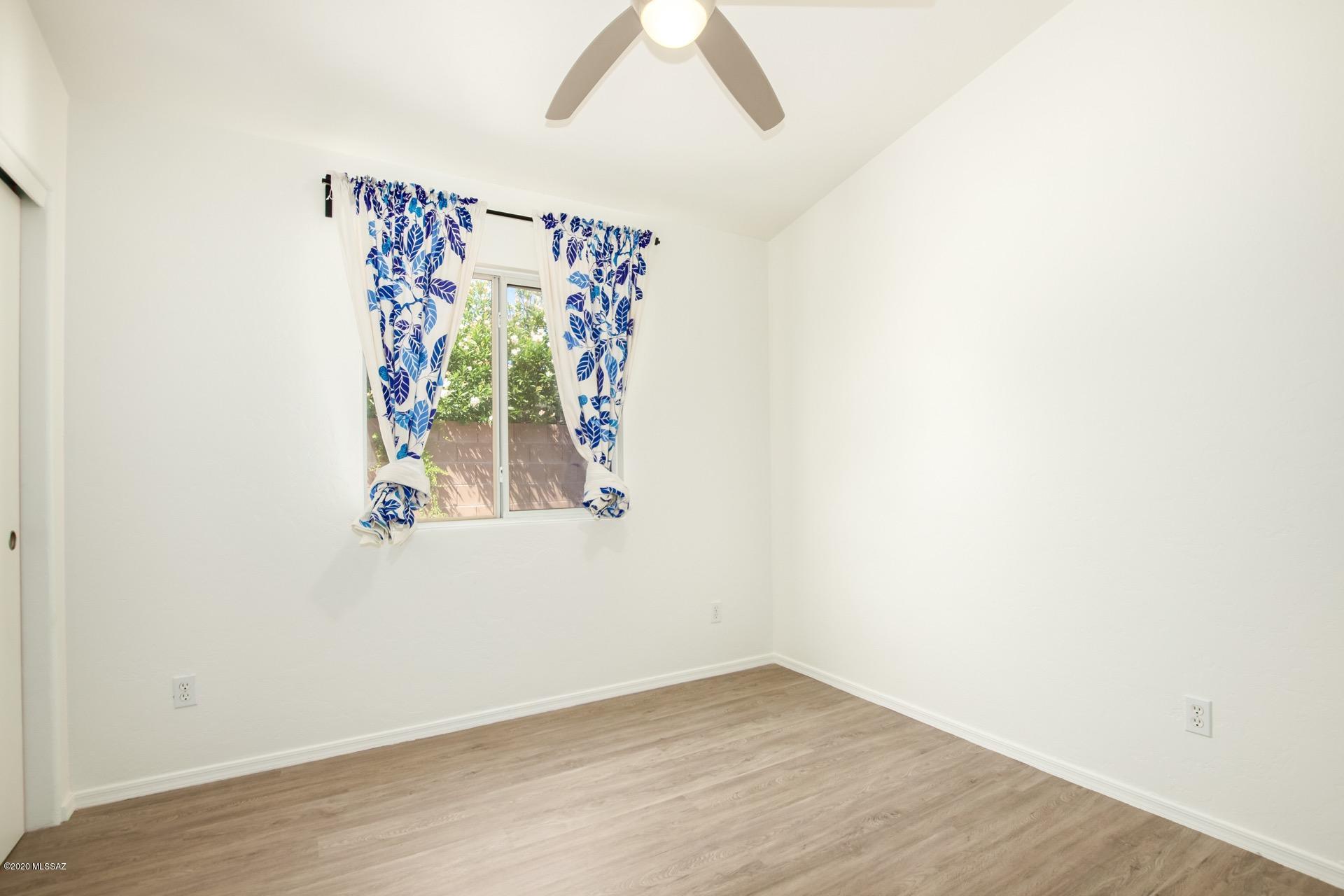 Campana De Plata II (78 - 167) - Residential