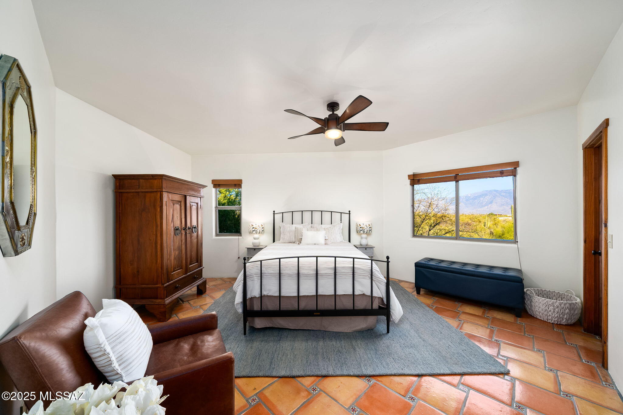La Cholla Airpark - Residential