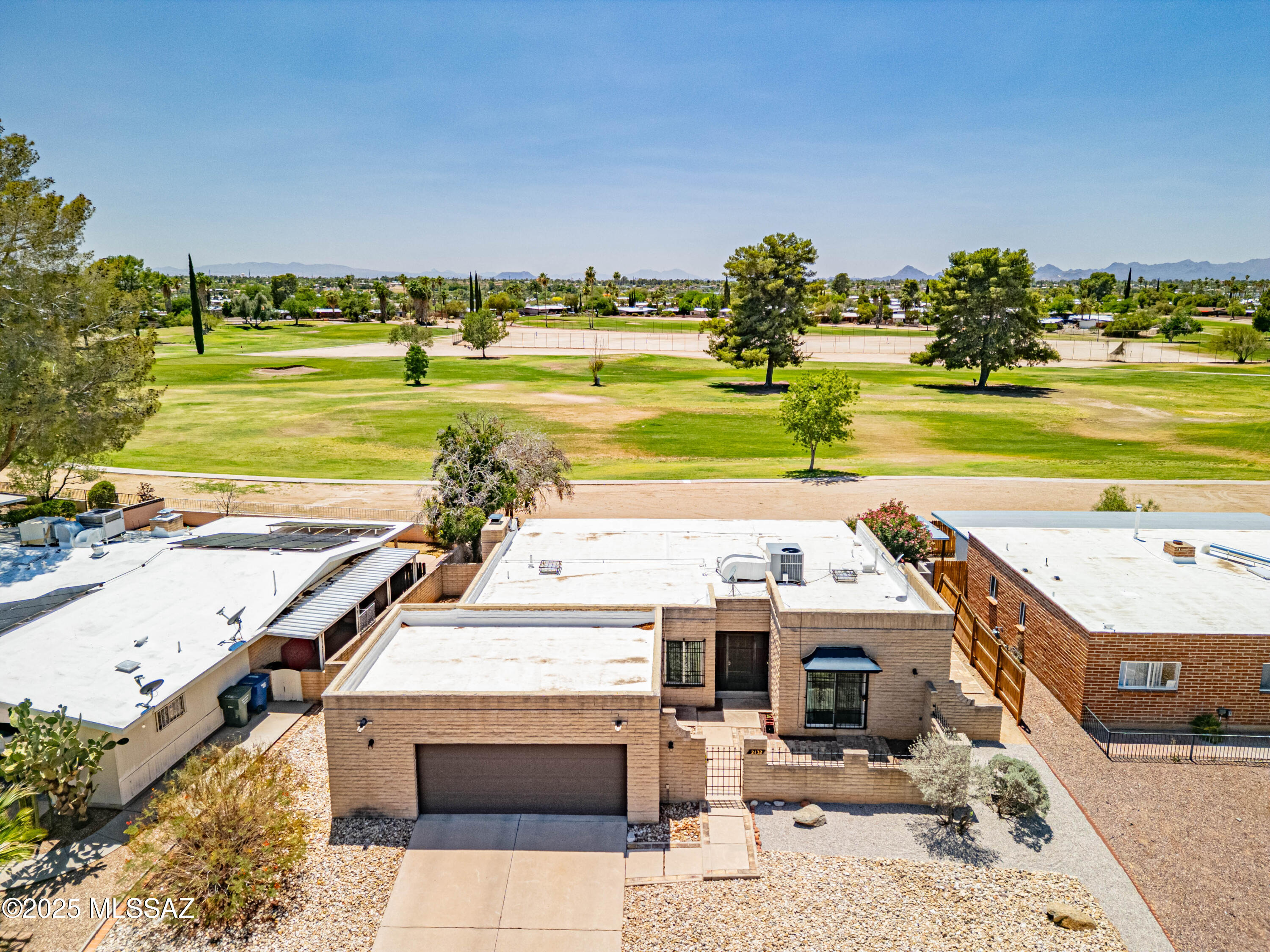 2132 S Torrey Pines Circle