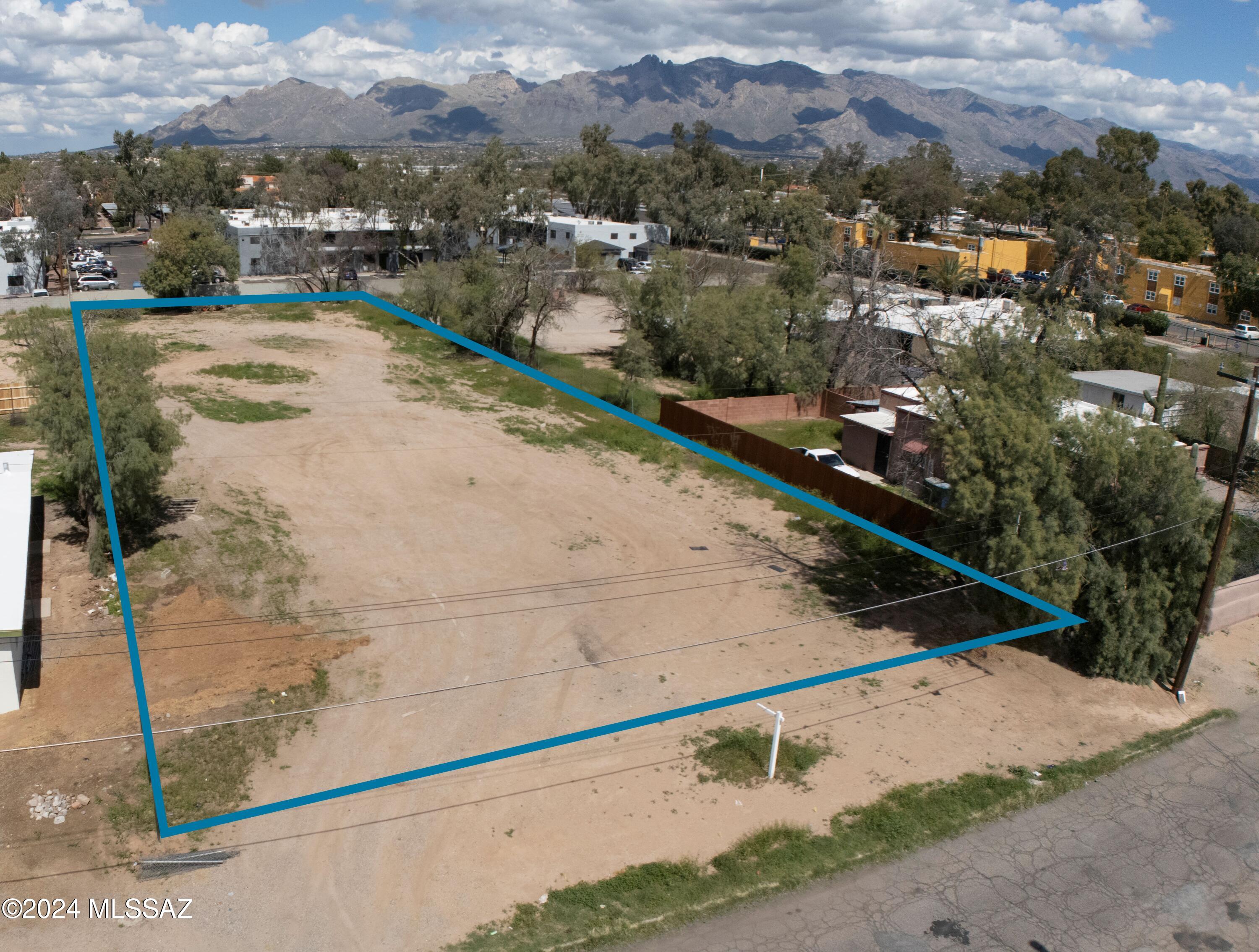 423 E Yavapai Road 101