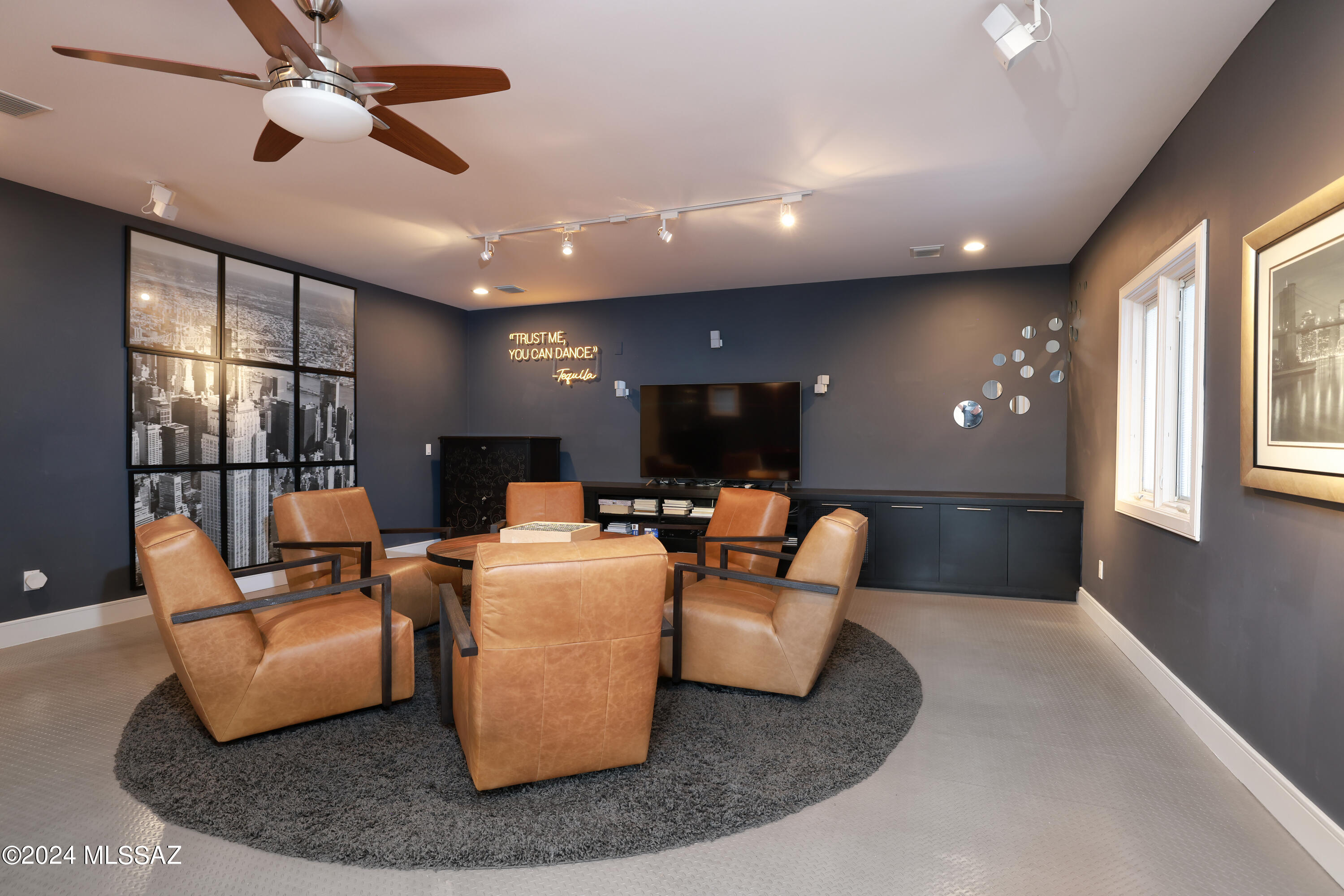 Esperero Canyon Estates (1-19) - Residential