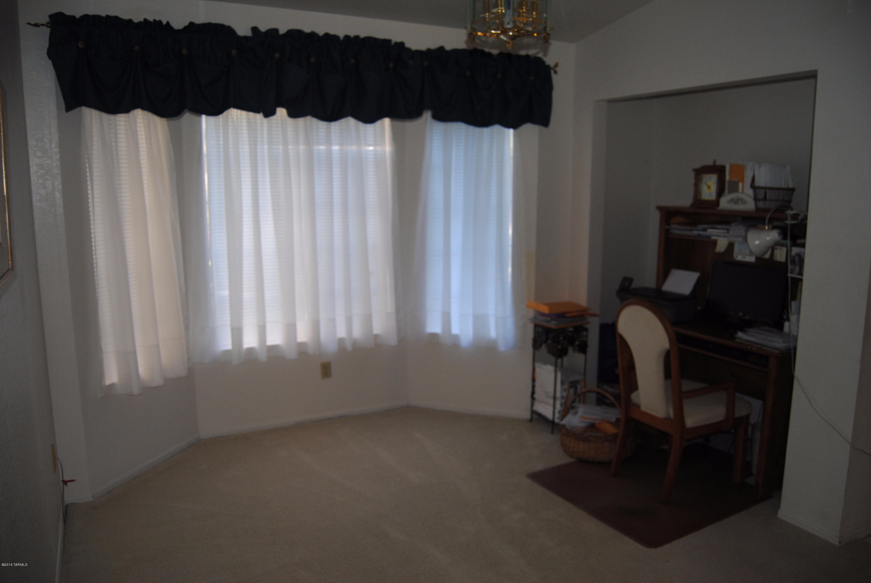 Country Club(1-221) - Residential