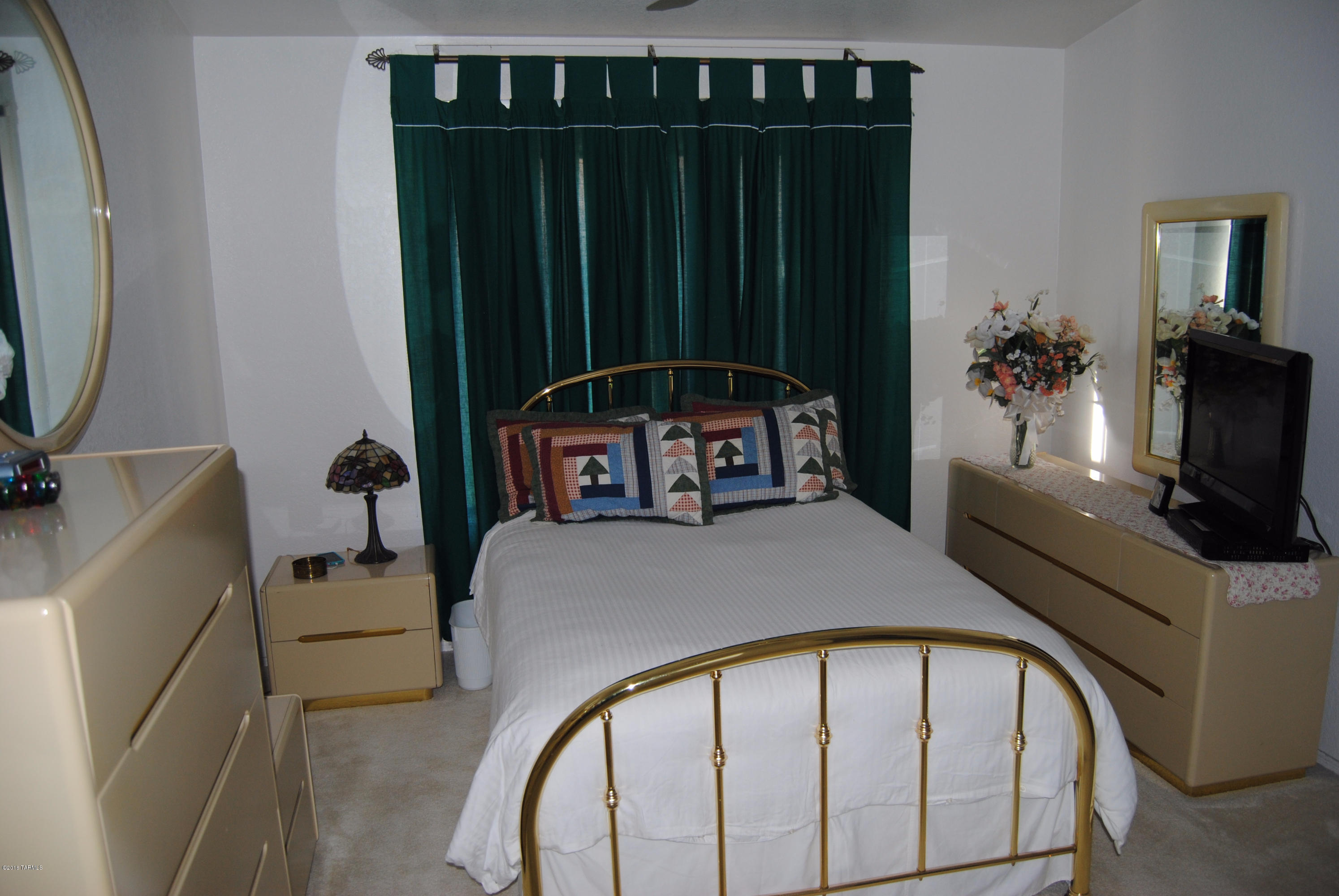 Country Club(1-221) - Residential