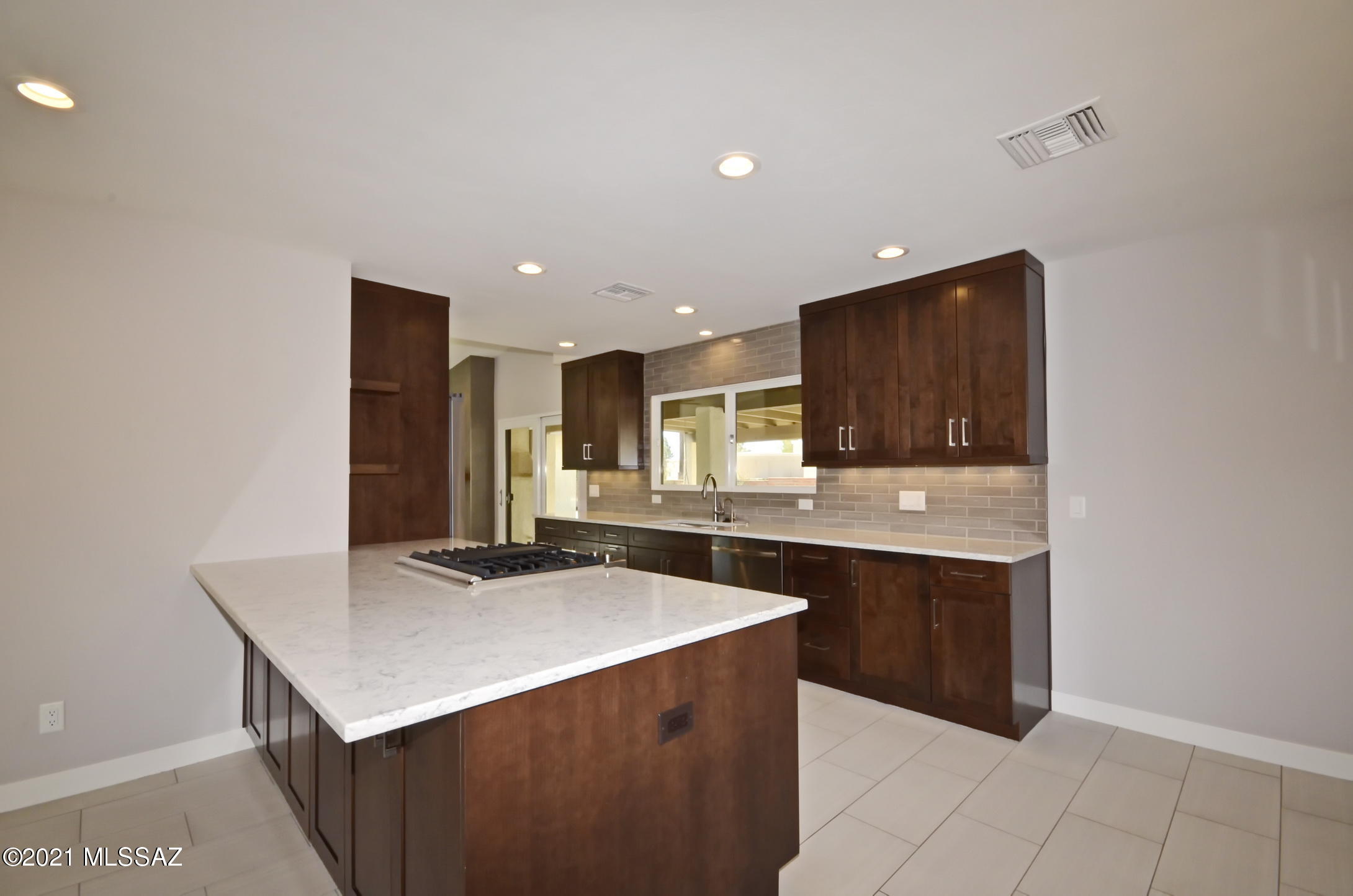 Sabino Vista Southeast  NO. 1 (1-47) - Residential