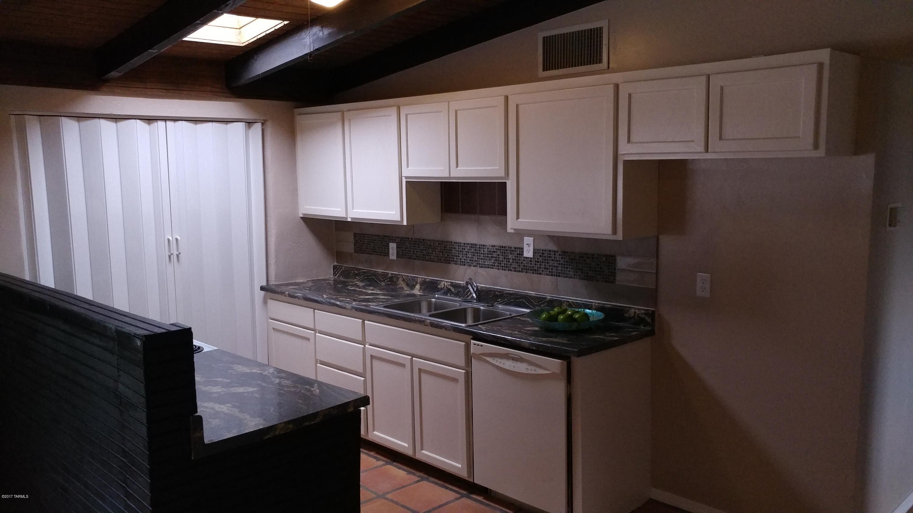 Kingston Knolls Terrace - Residential