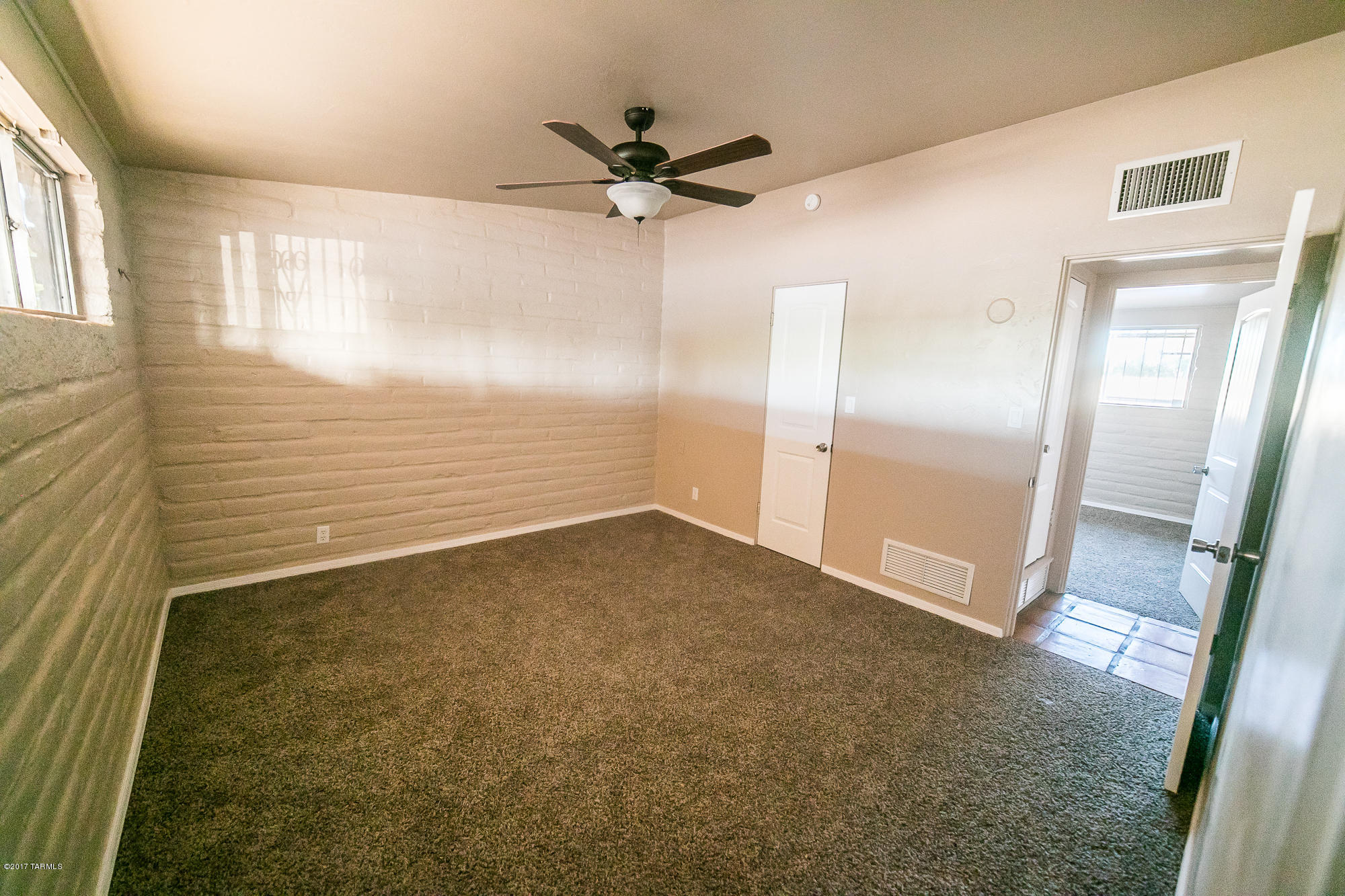 Kingston Knolls Terrace - Residential