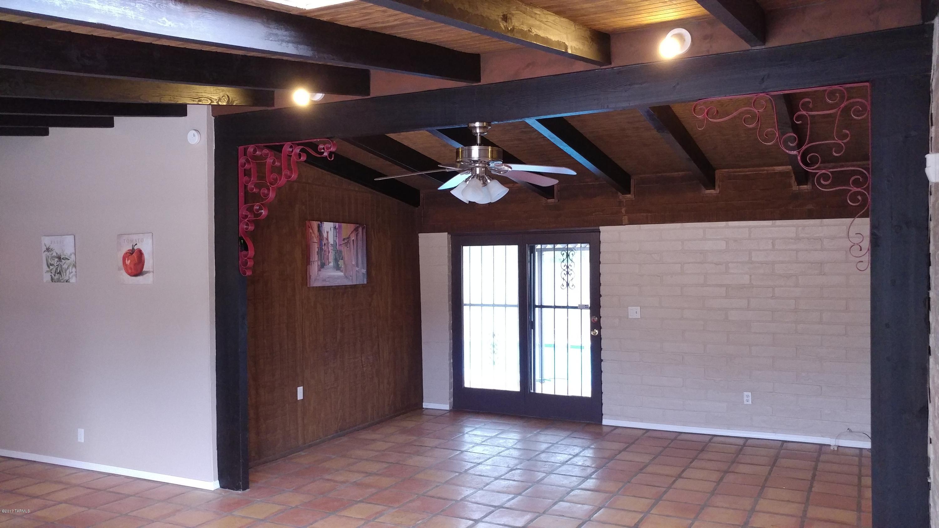 Kingston Knolls Terrace - Residential