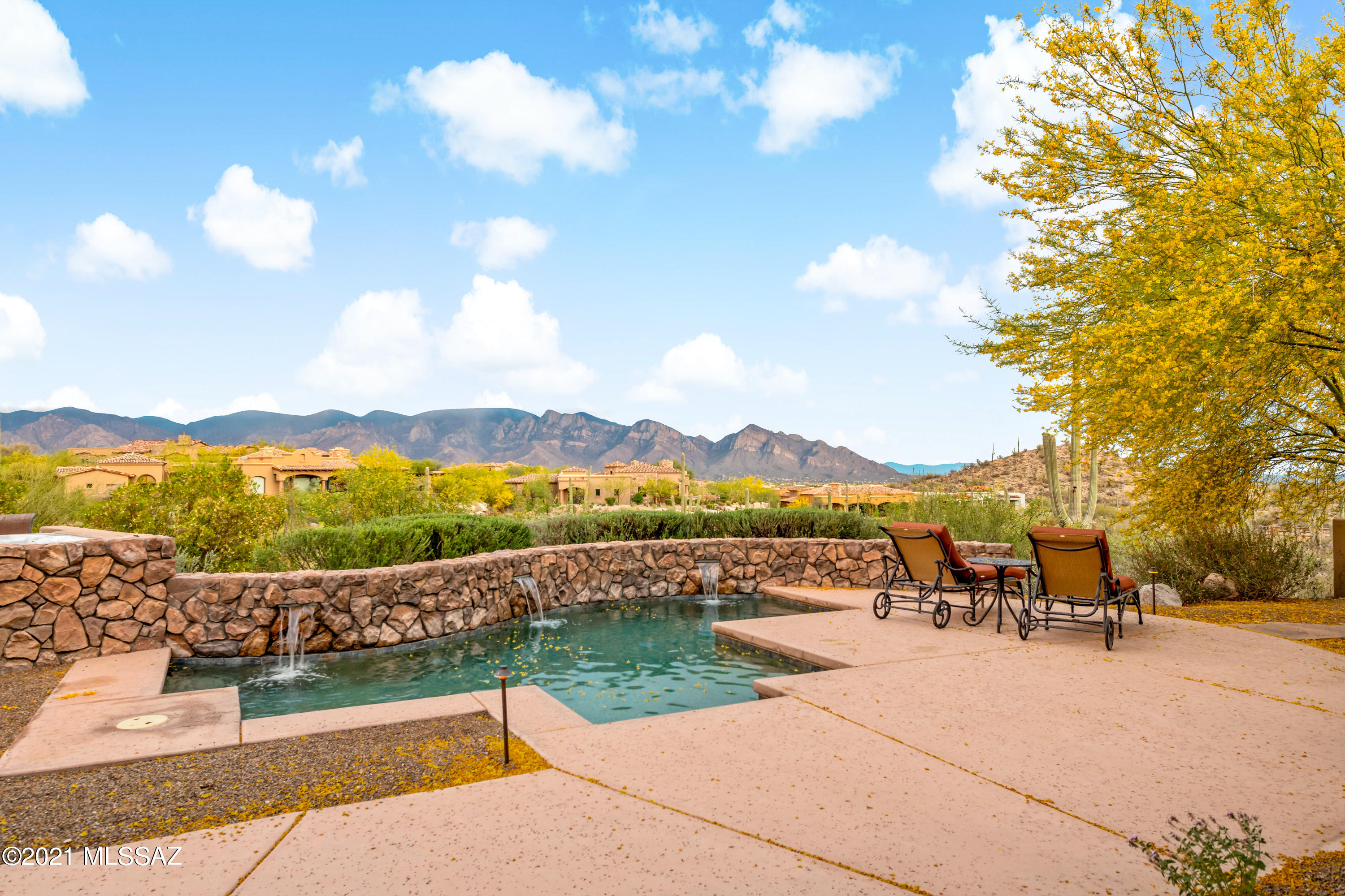Stone Canyon III - Residential