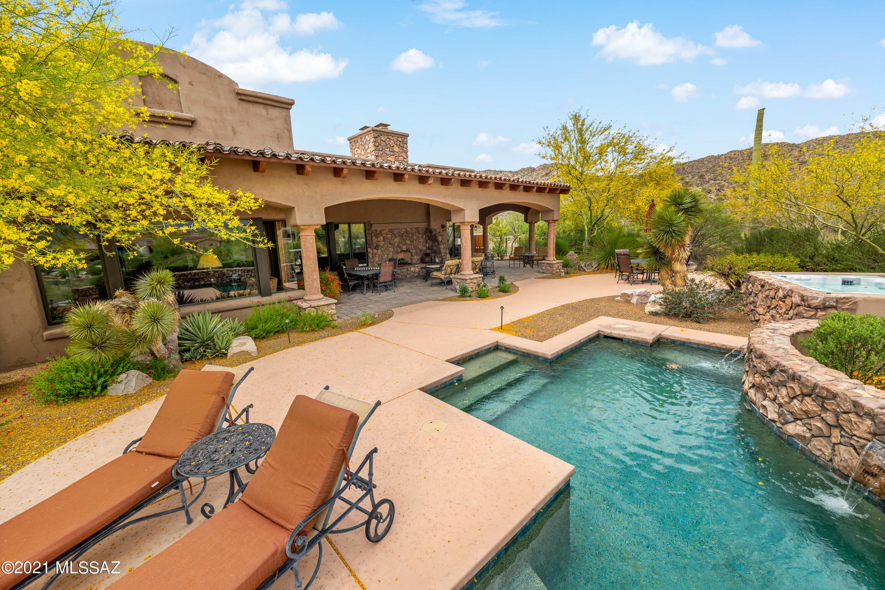 Stone Canyon III - Residential