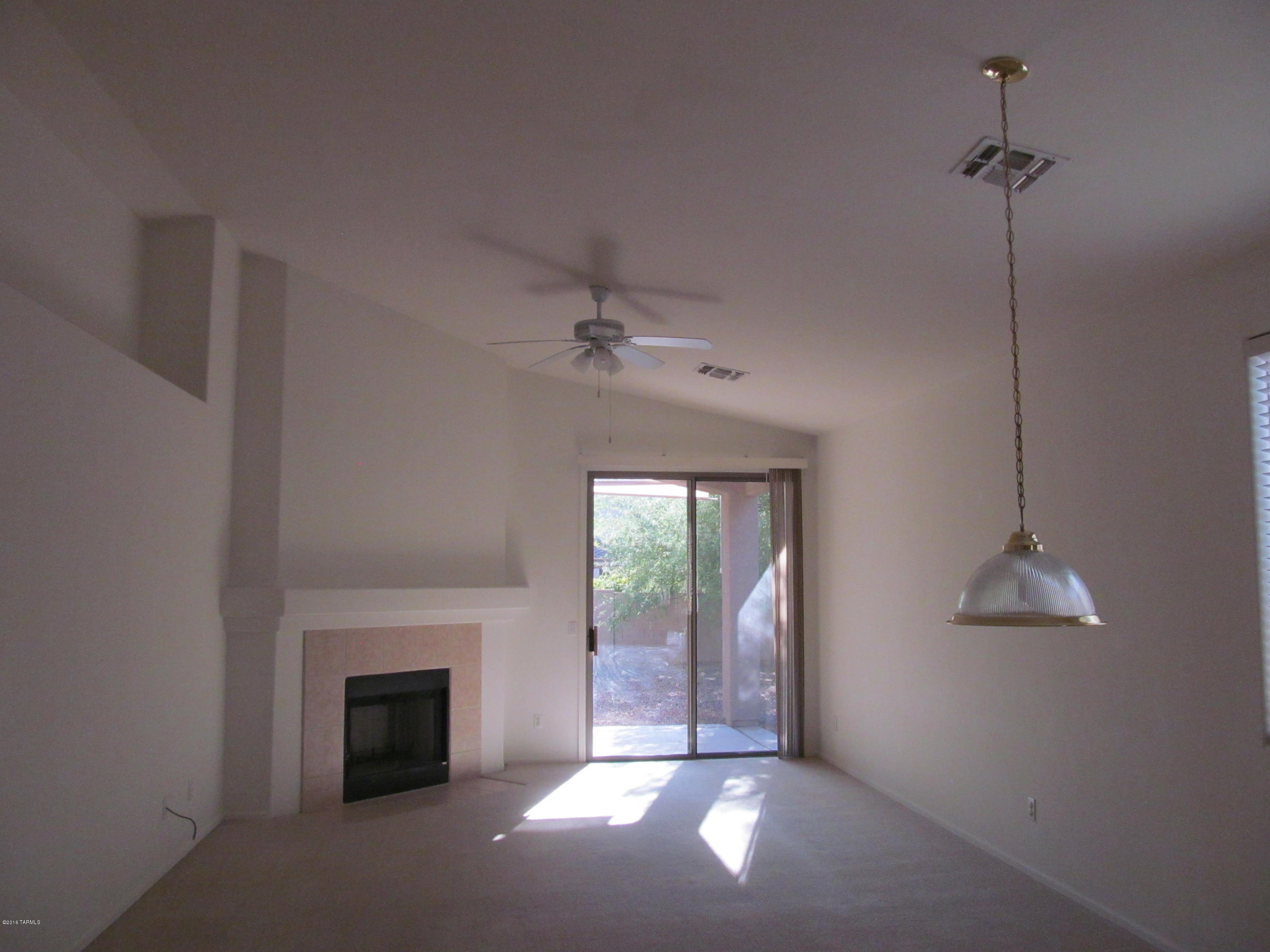 Castle Rock (1-430) - Residential Lease