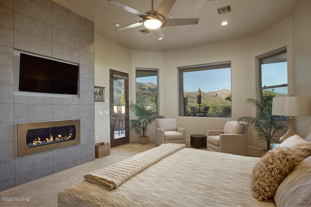 Whaleback Ridge Estates at Ventana Canyon (1-30) - Residential