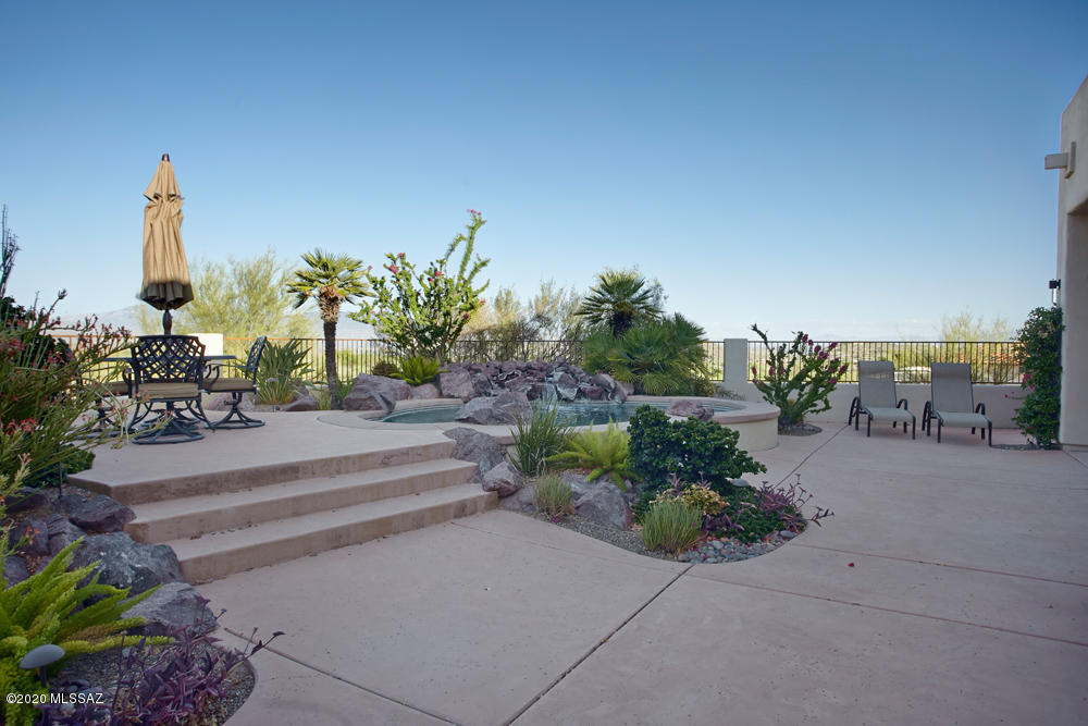 Whaleback Ridge Estates at Ventana Canyon (1-30) - Residential