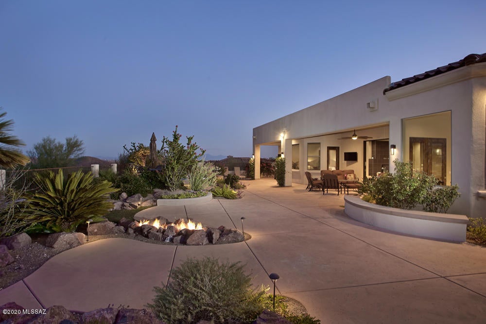 Whaleback Ridge Estates at Ventana Canyon (1-30) - Residential