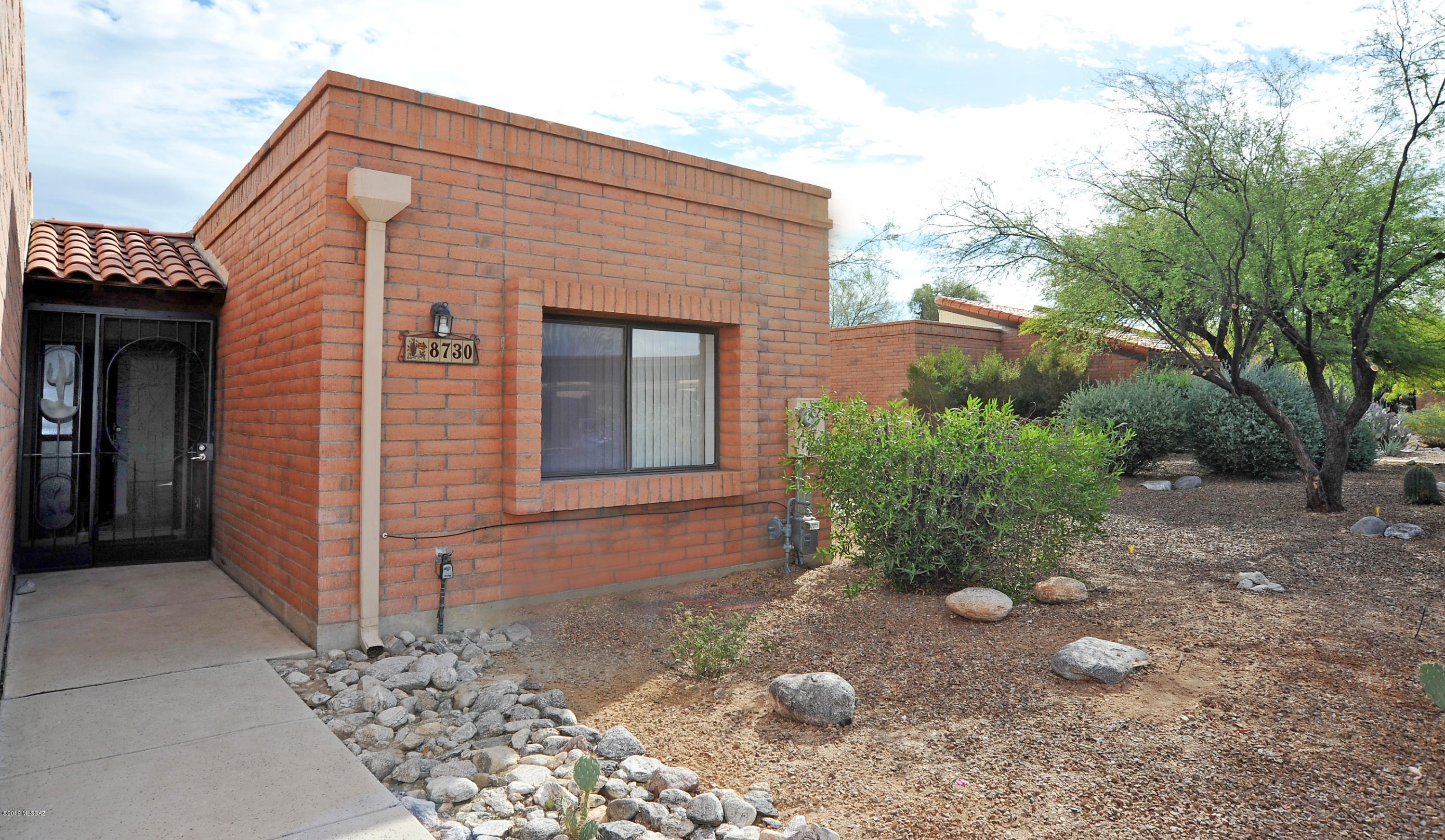 La Cholla Hills(1-313) - Residential