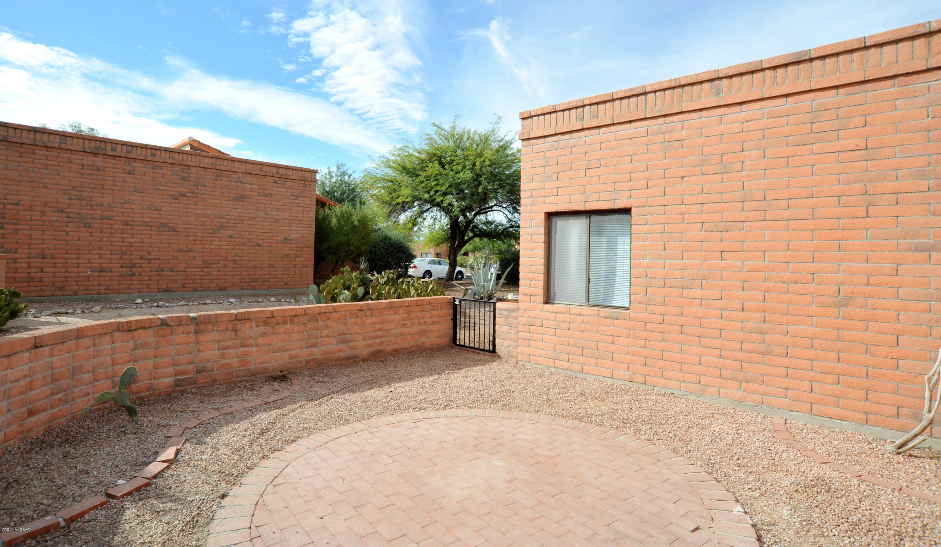 La Cholla Hills(1-313) - Residential