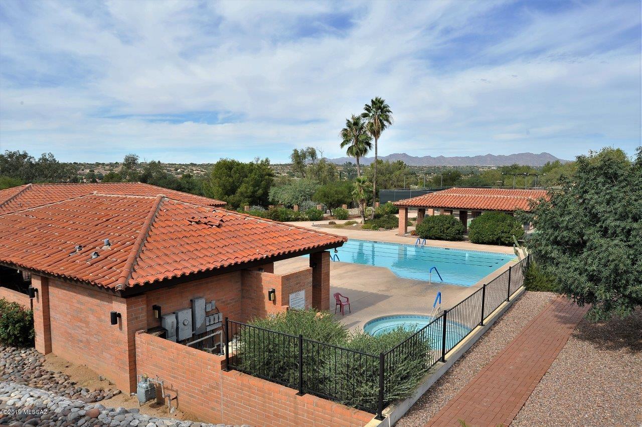 La Cholla Hills(1-313) - Residential