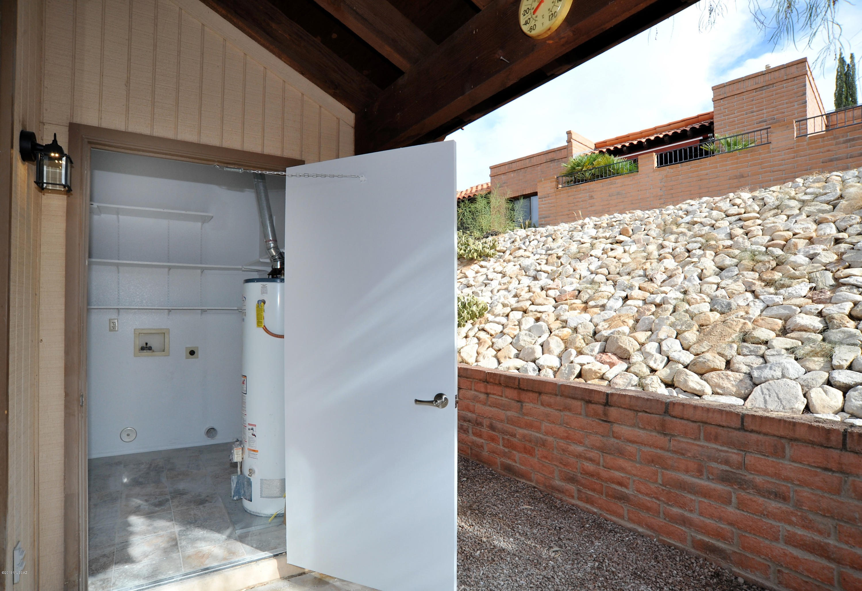 La Cholla Hills(1-313) - Residential