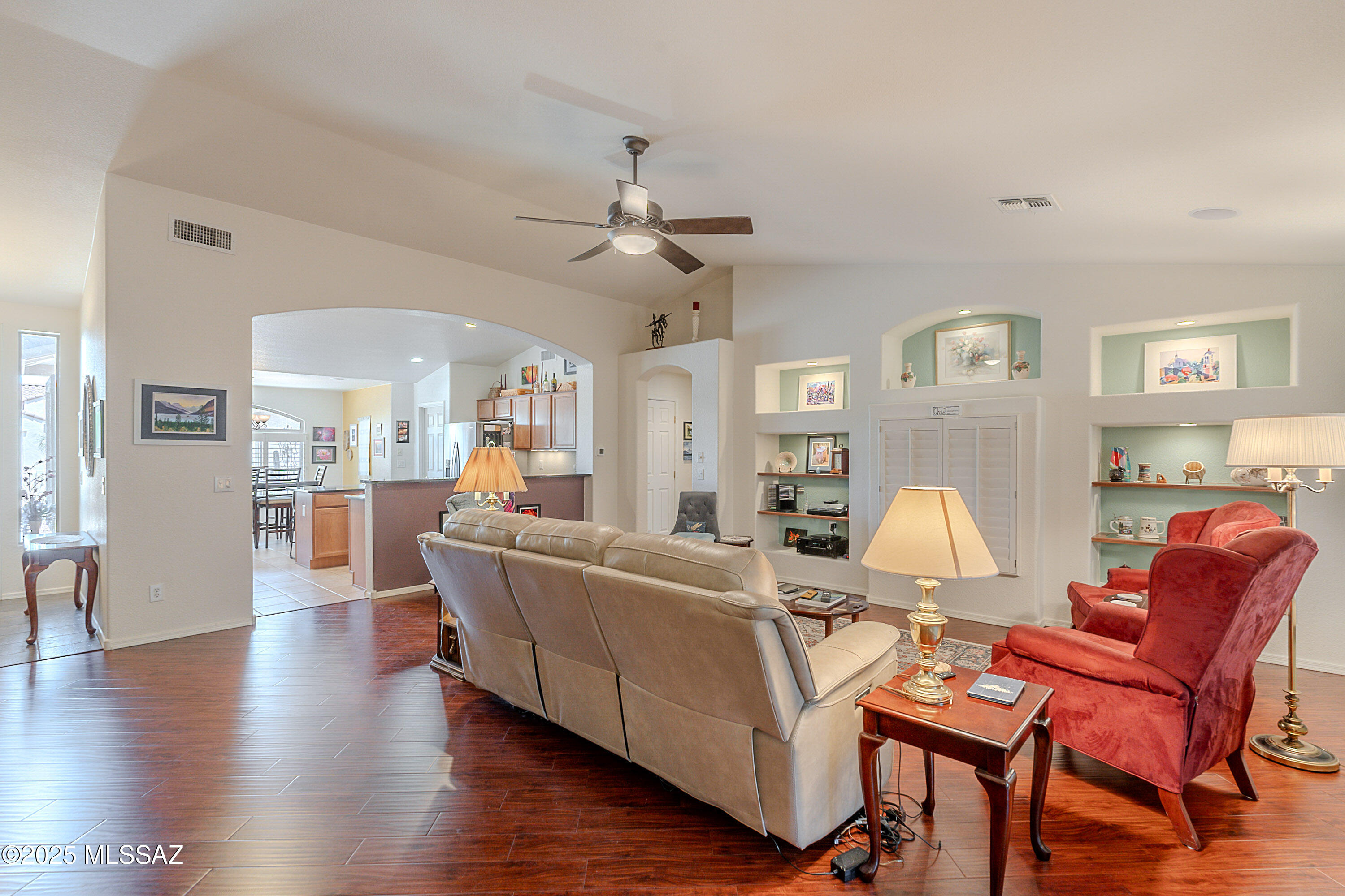 2146 E Bluejay Vista Lane
