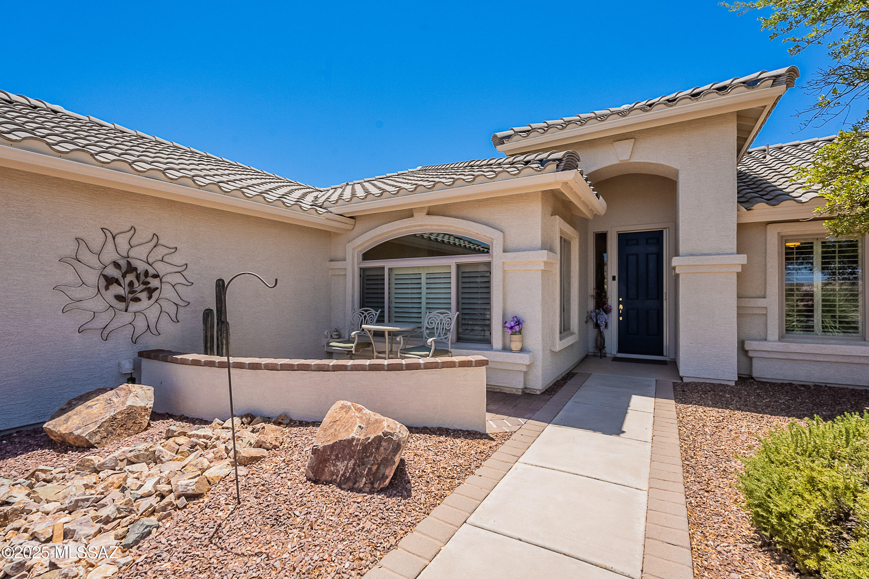 2146 E Bluejay Vista Lane