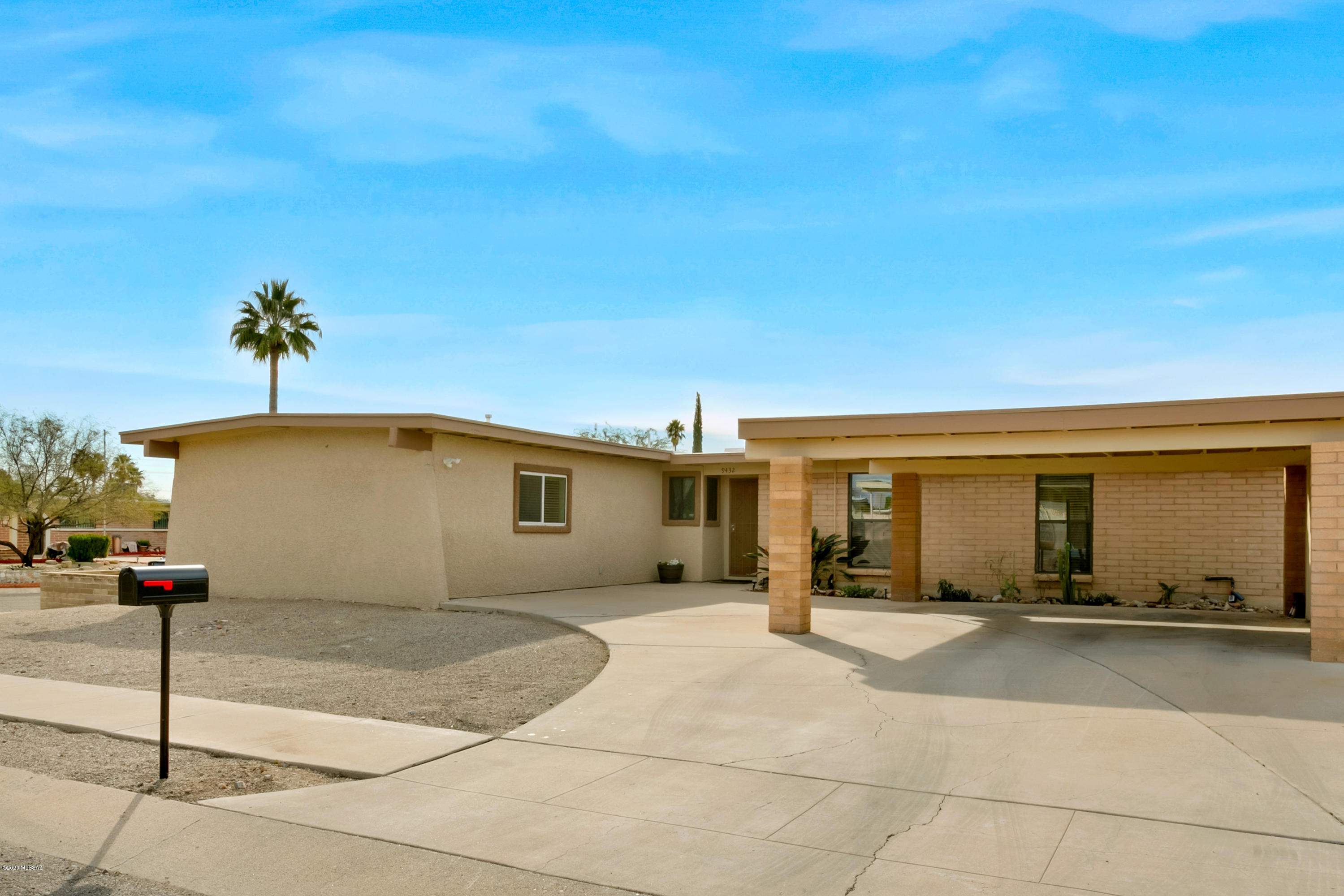 Braewood Terrace (1-107) - Residential