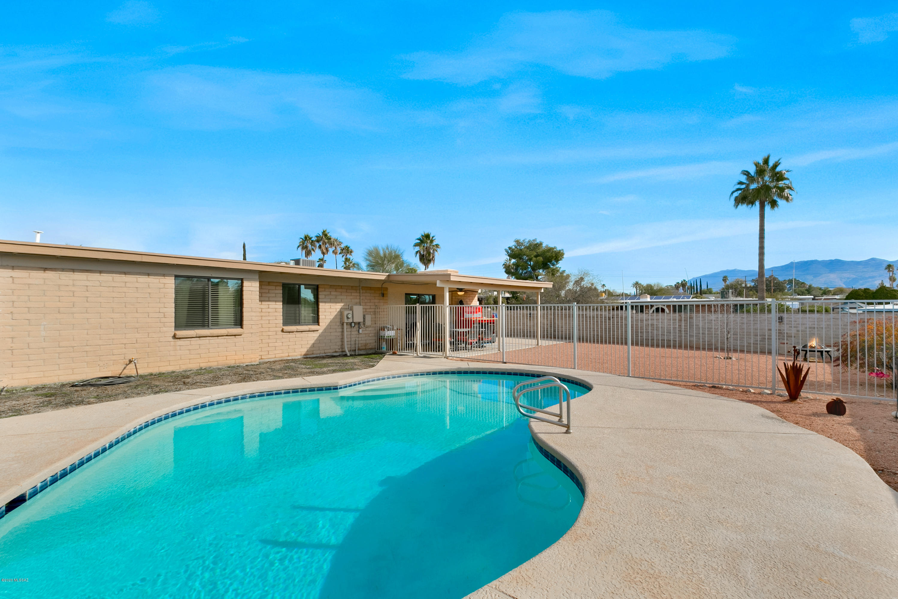 Braewood Terrace (1-107) - Residential