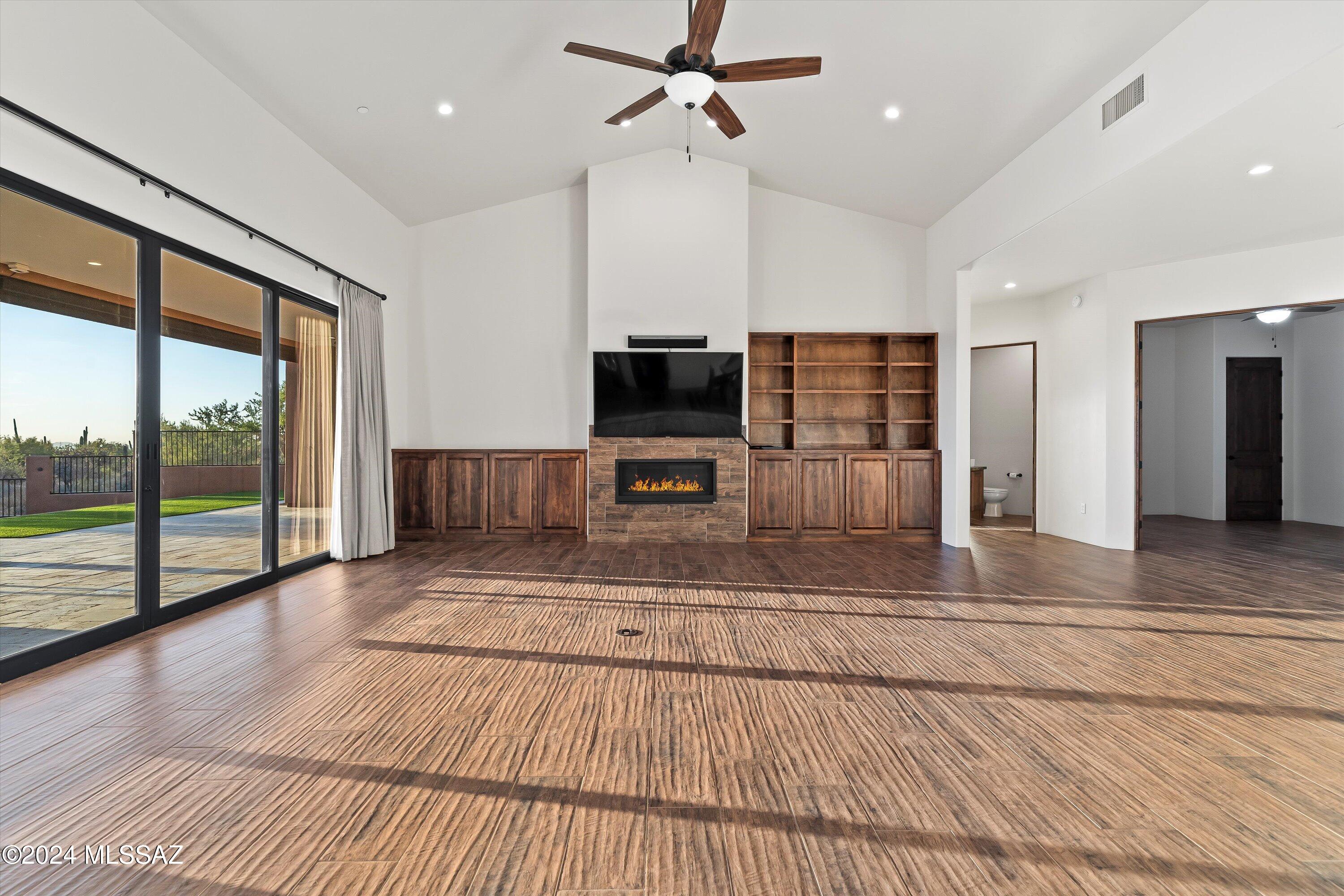 13037 N Red Quail Place