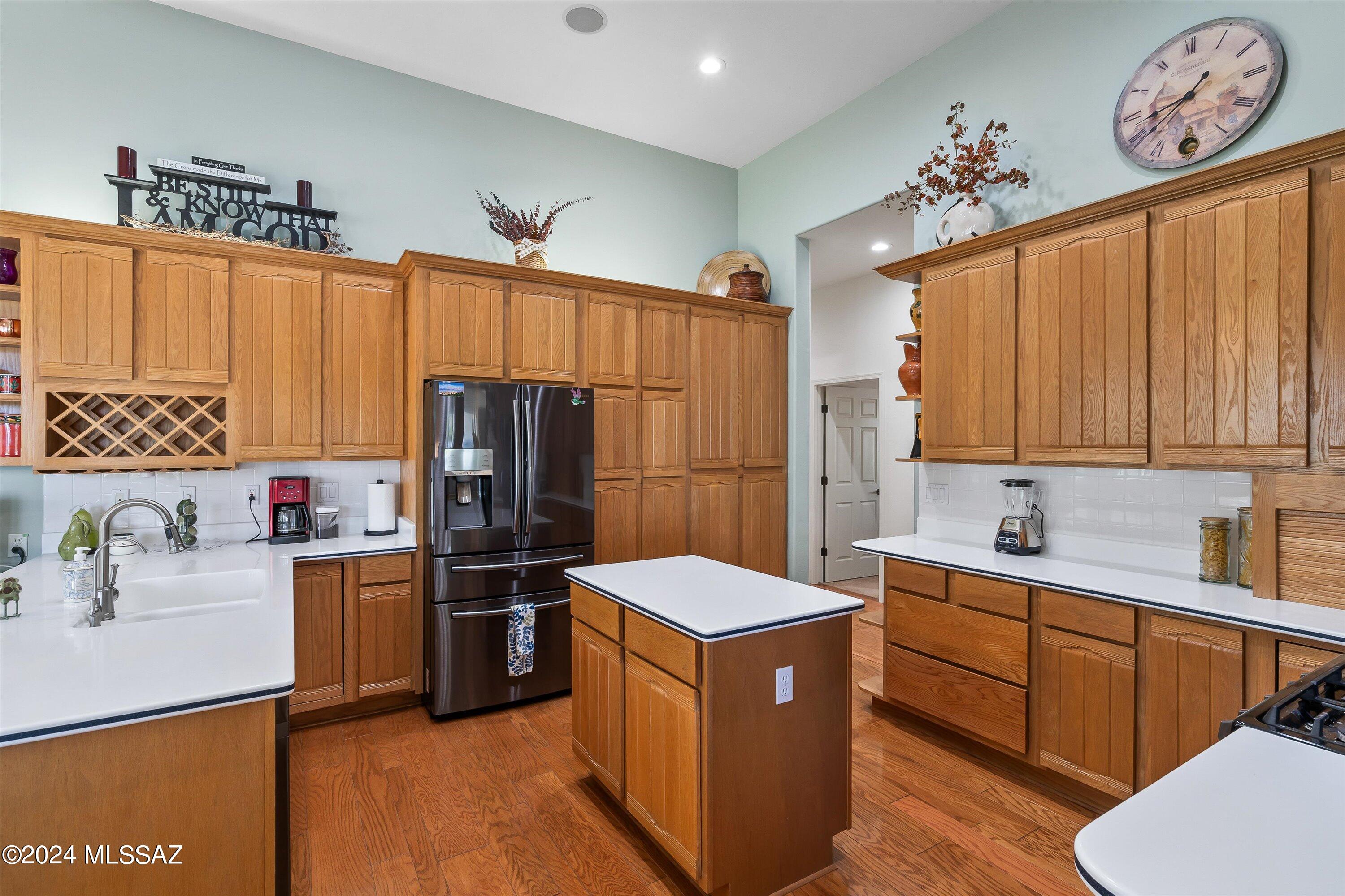 Rancho Buena Vista (30-69) - Residential