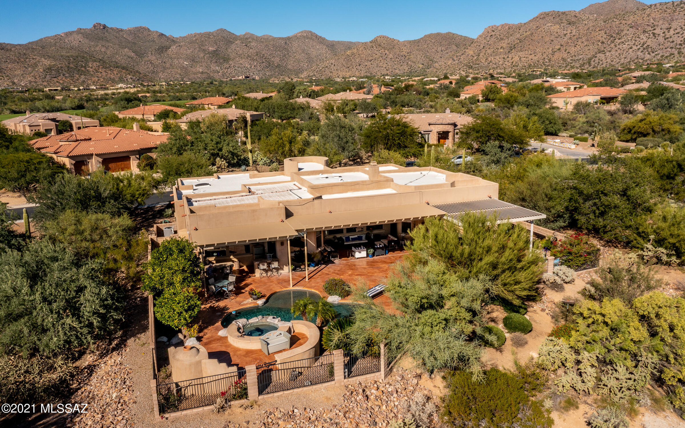 Dos Lagos at Dove Mountain (1-91) - Residential