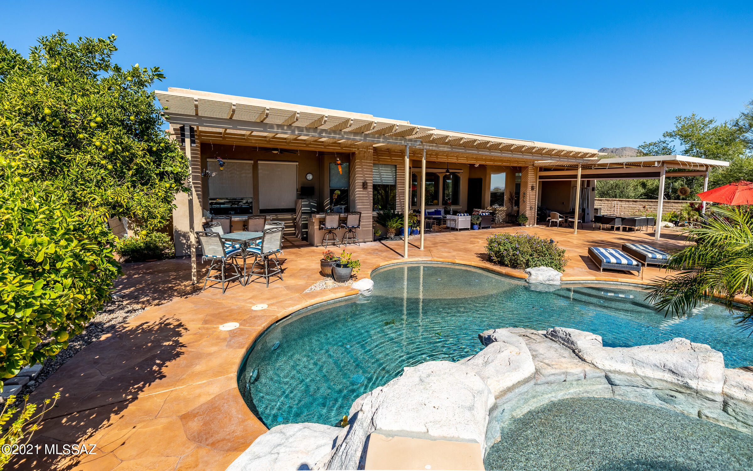 Dos Lagos at Dove Mountain (1-91) - Residential