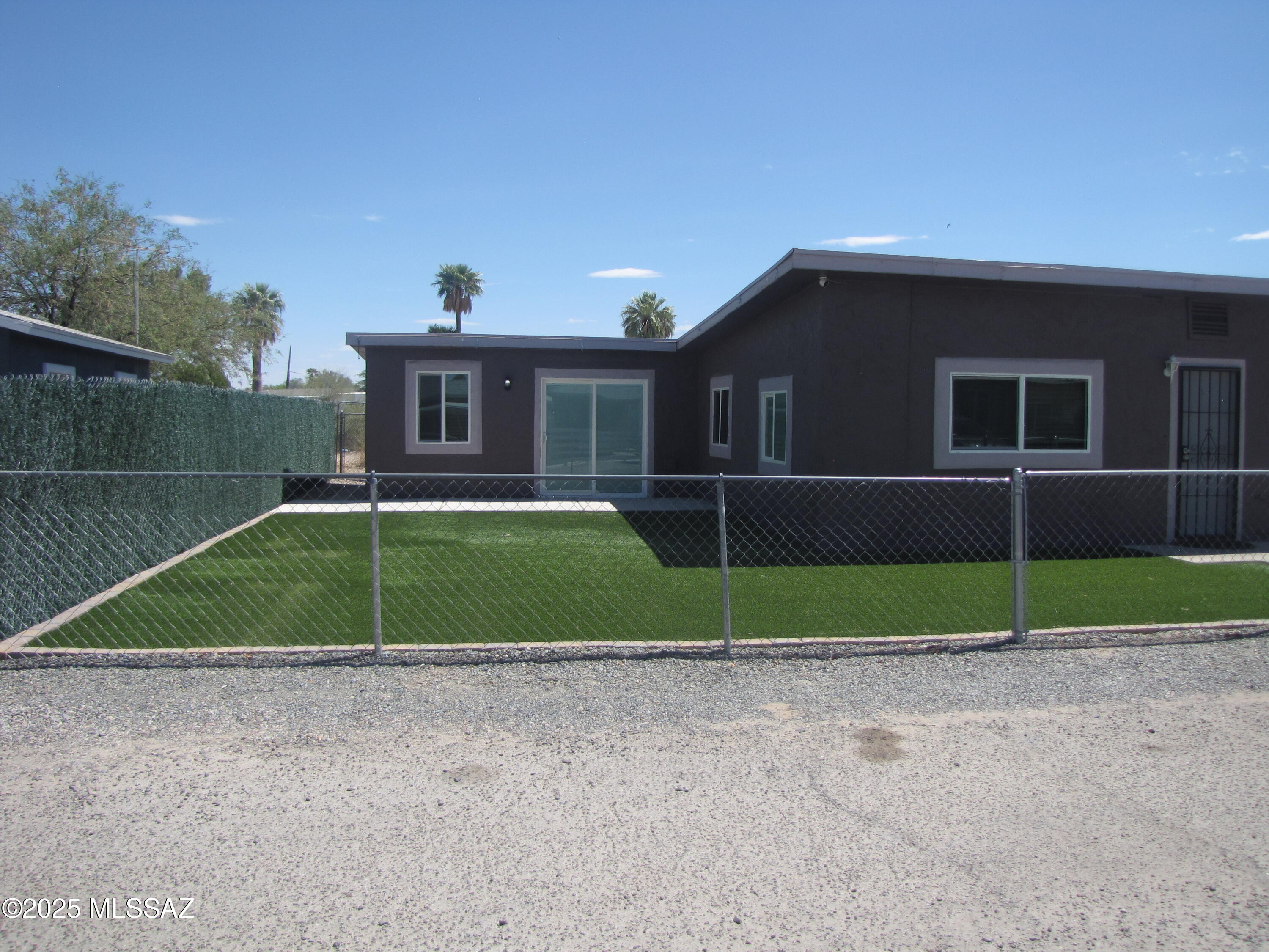 1631 W Buckeye Lane