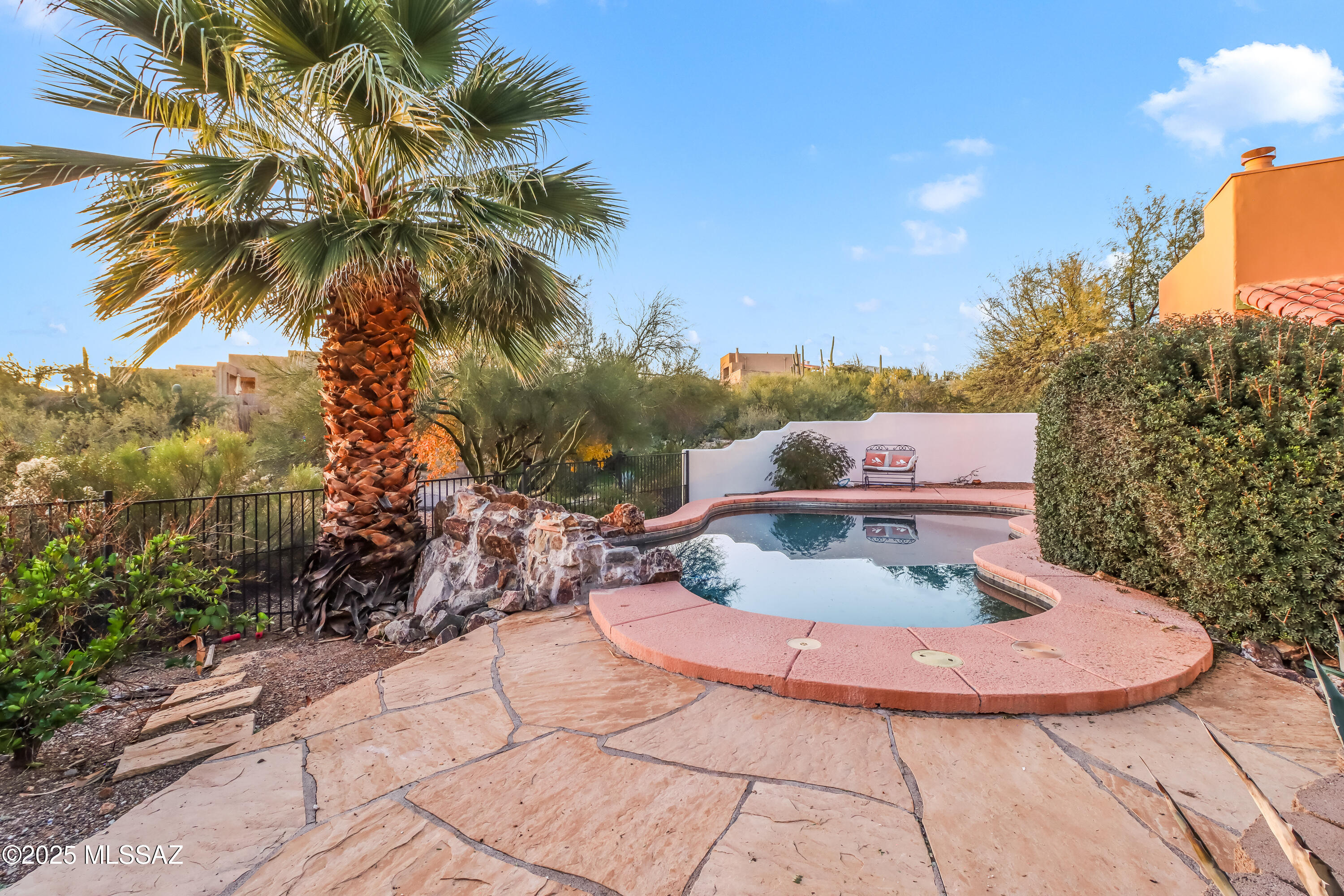 Las Lomas De Catalina (1-36) - Residential