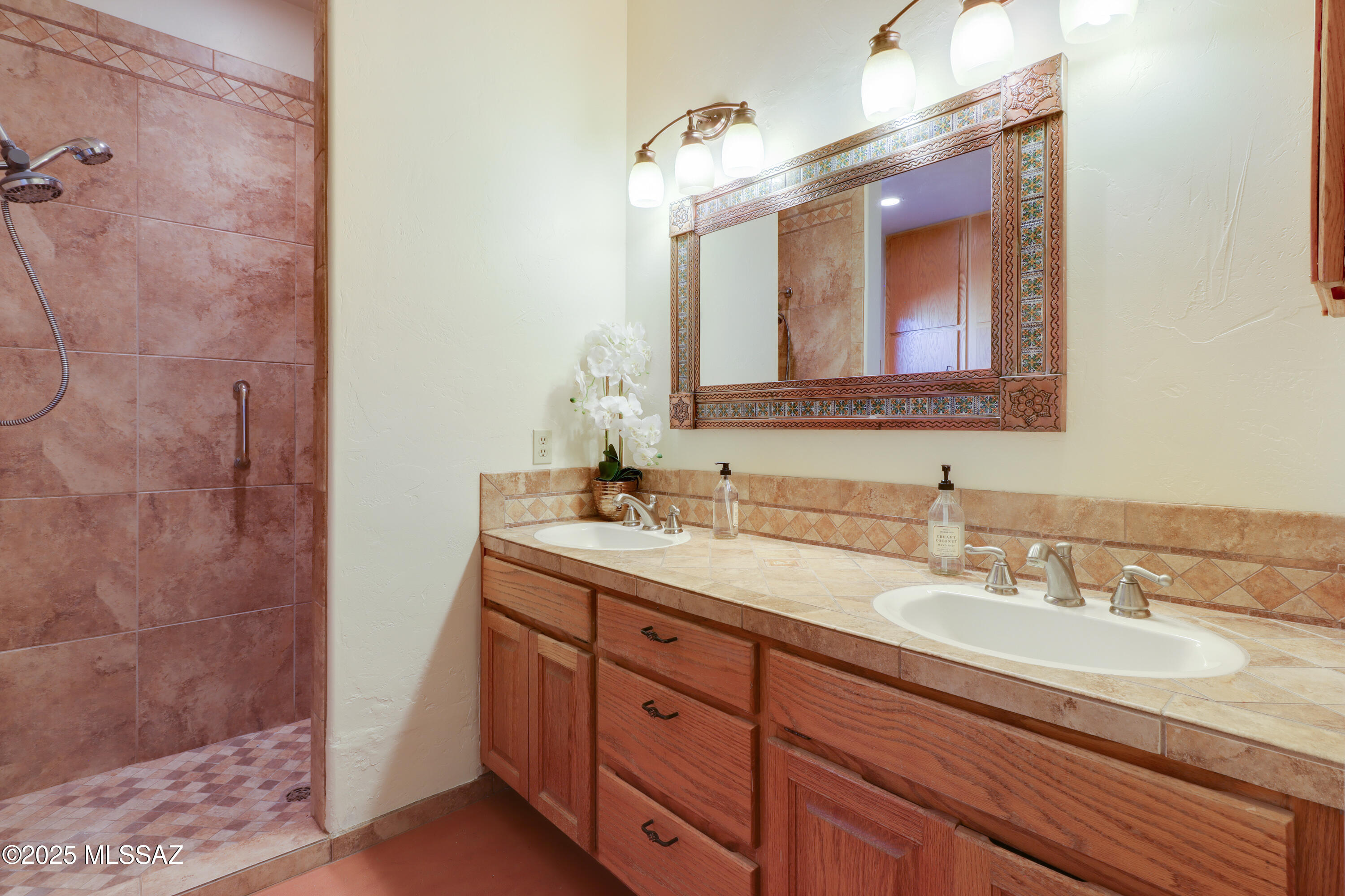 Las Lomas De Catalina (1-36) - Residential