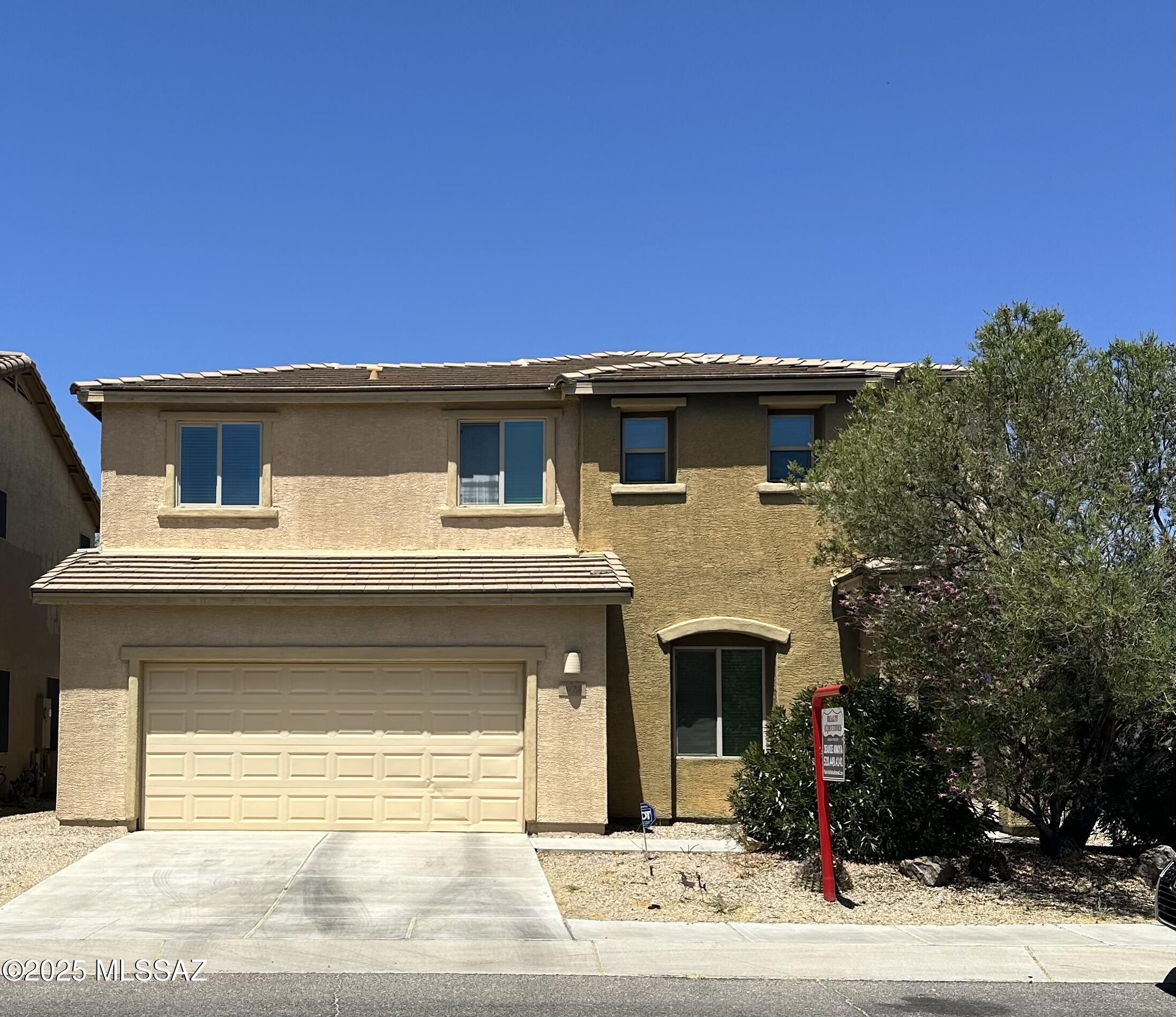 1027 E Madera Grove Lane