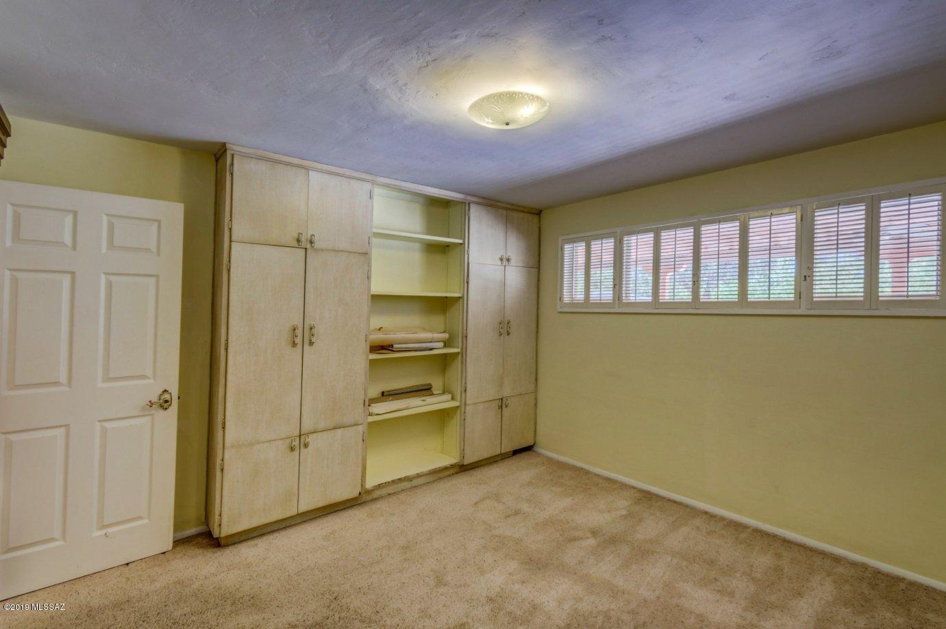 Country Club Estates NO. 1 - Residential