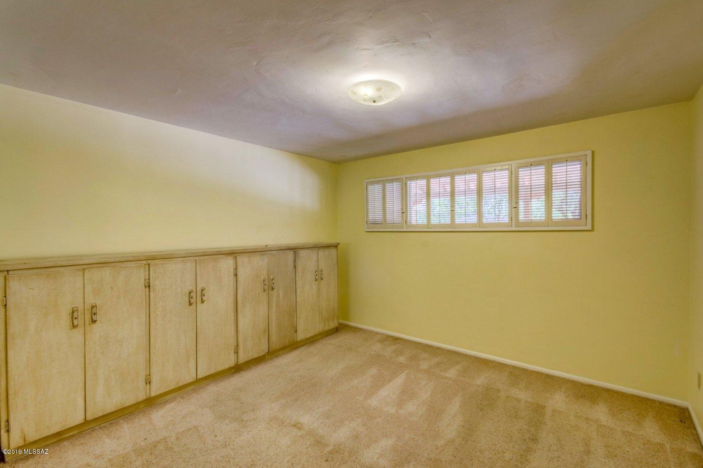 Country Club Estates NO. 1 - Residential