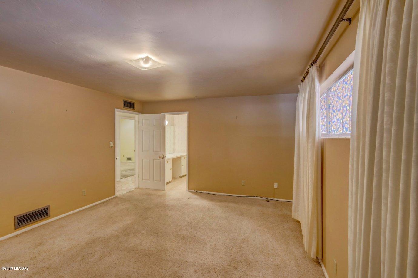 Country Club Estates NO. 1 - Residential