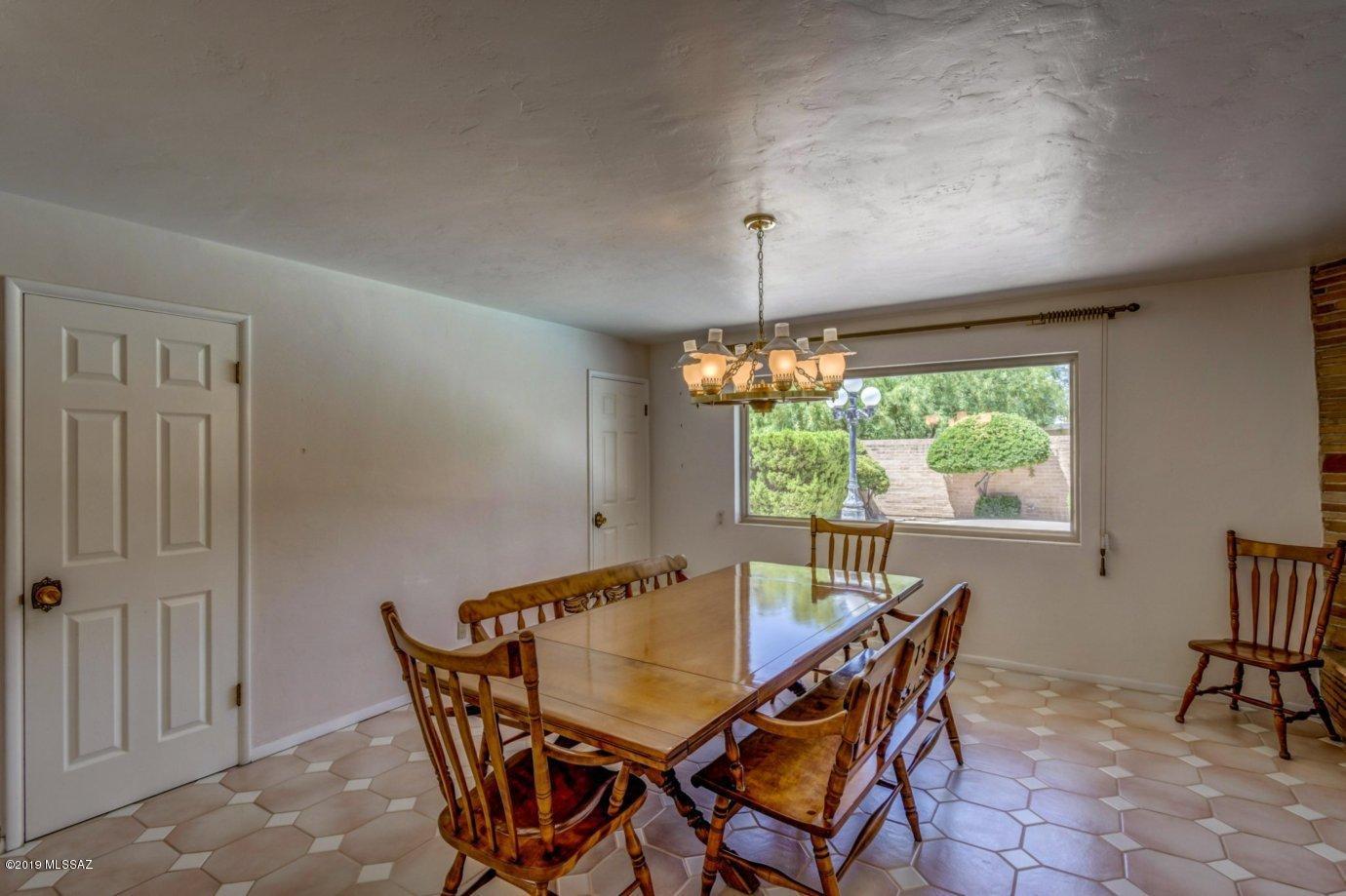 Country Club Estates NO. 1 - Residential
