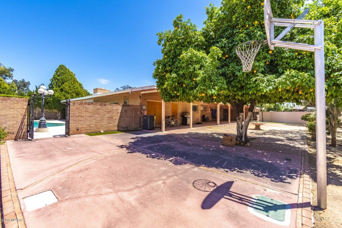 Country Club Estates NO. 1 - Residential
