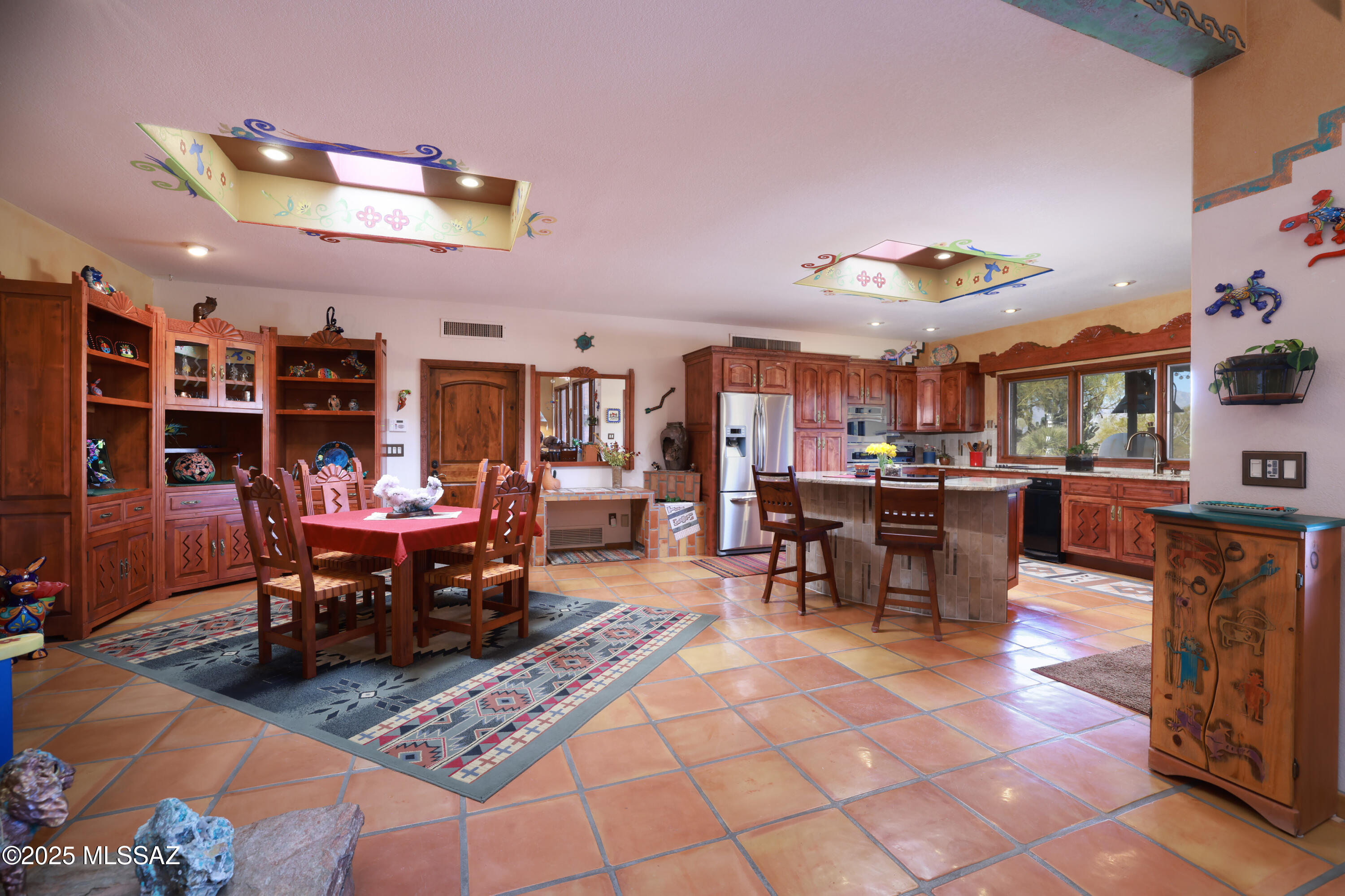 925 N Rancho Del Jefe Loop