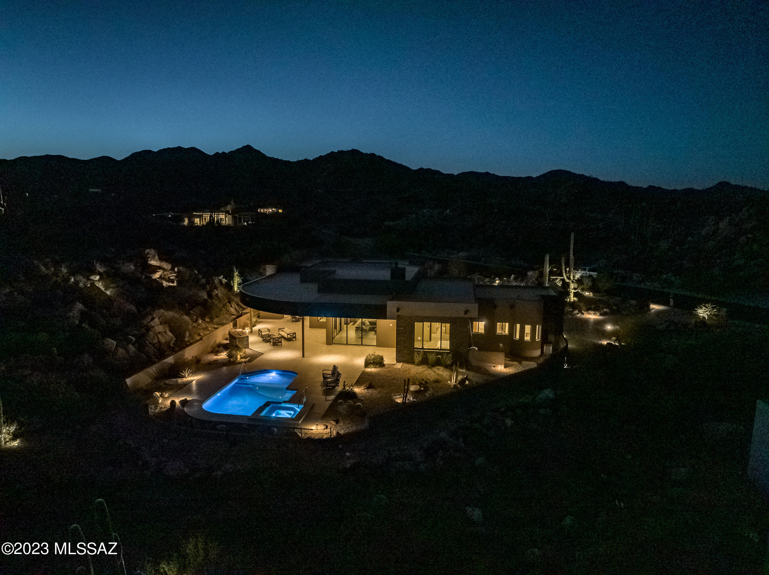 Stone Canyon IV - Residential