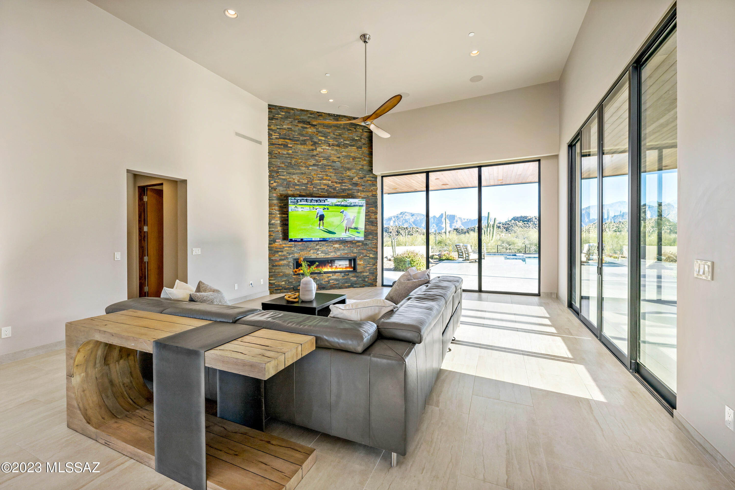 Stone Canyon IV - Residential